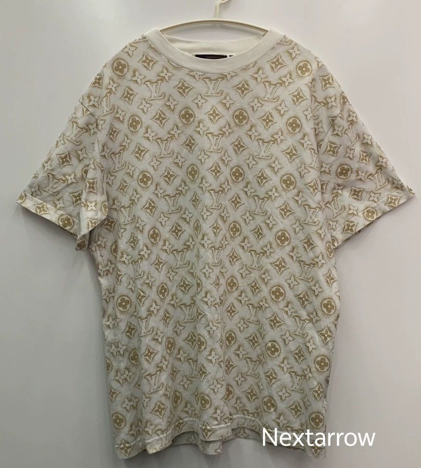 Louis Vuitton Louis Vuitton New beige full printed short sle2412-Nextarrow Size US M / EU 48-50 / 2 - 1 Thumbnail