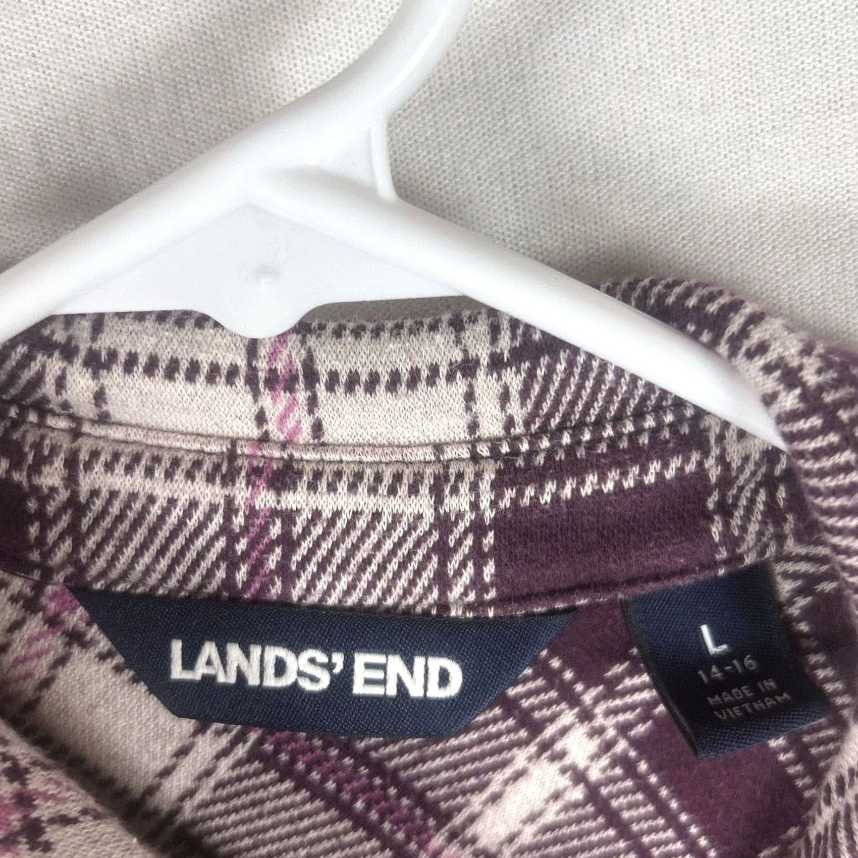 Lands' End Lands' End Flannel Shirt Women's L Red Plaid Button-Up Top 1/4 Closure Long Sleeve Easy Care Regular Fit Size L / US 10 / IT 46 - 3 Thumbnail