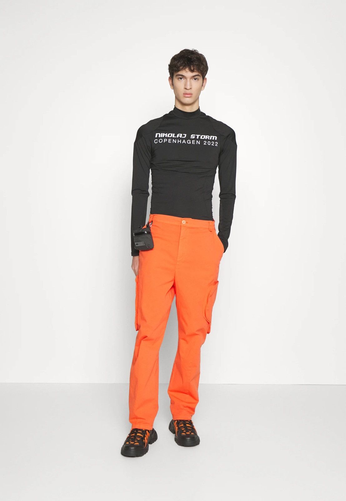 Henrik Vibskov !DS! SS23 Henrik Vibskov Flame Orange Cargo Pants Size US 32 / EU 48 - 7 Thumbnail