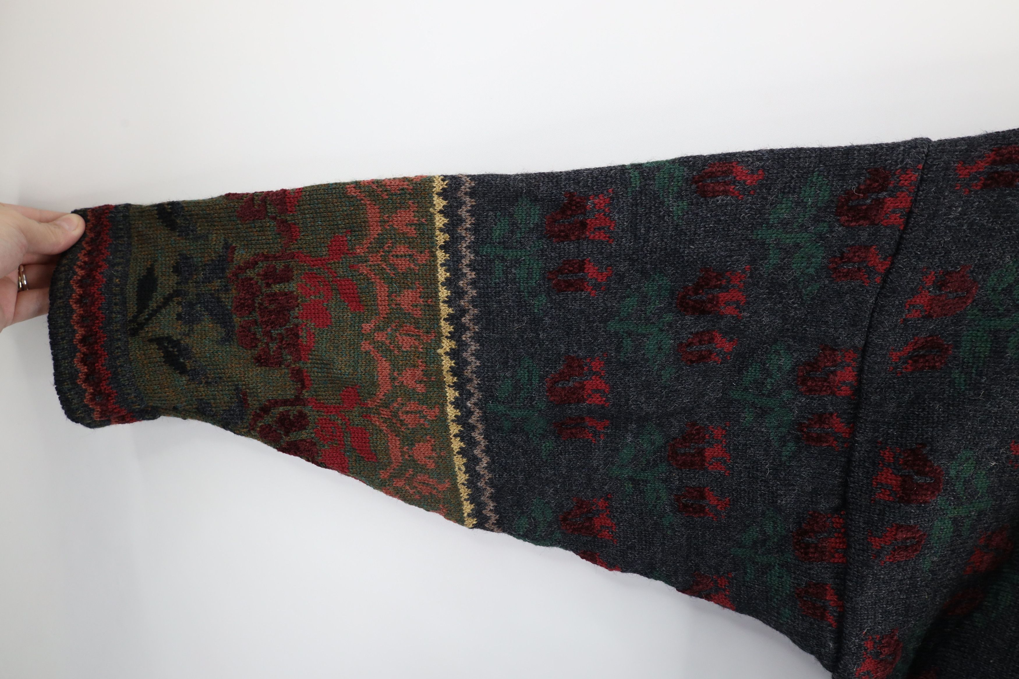Vintage Vintage 90s Streetwear Knit Flower Tapestry Cardigan Sweater Size 3XL / US 20-22 - 4 Thumbnail
