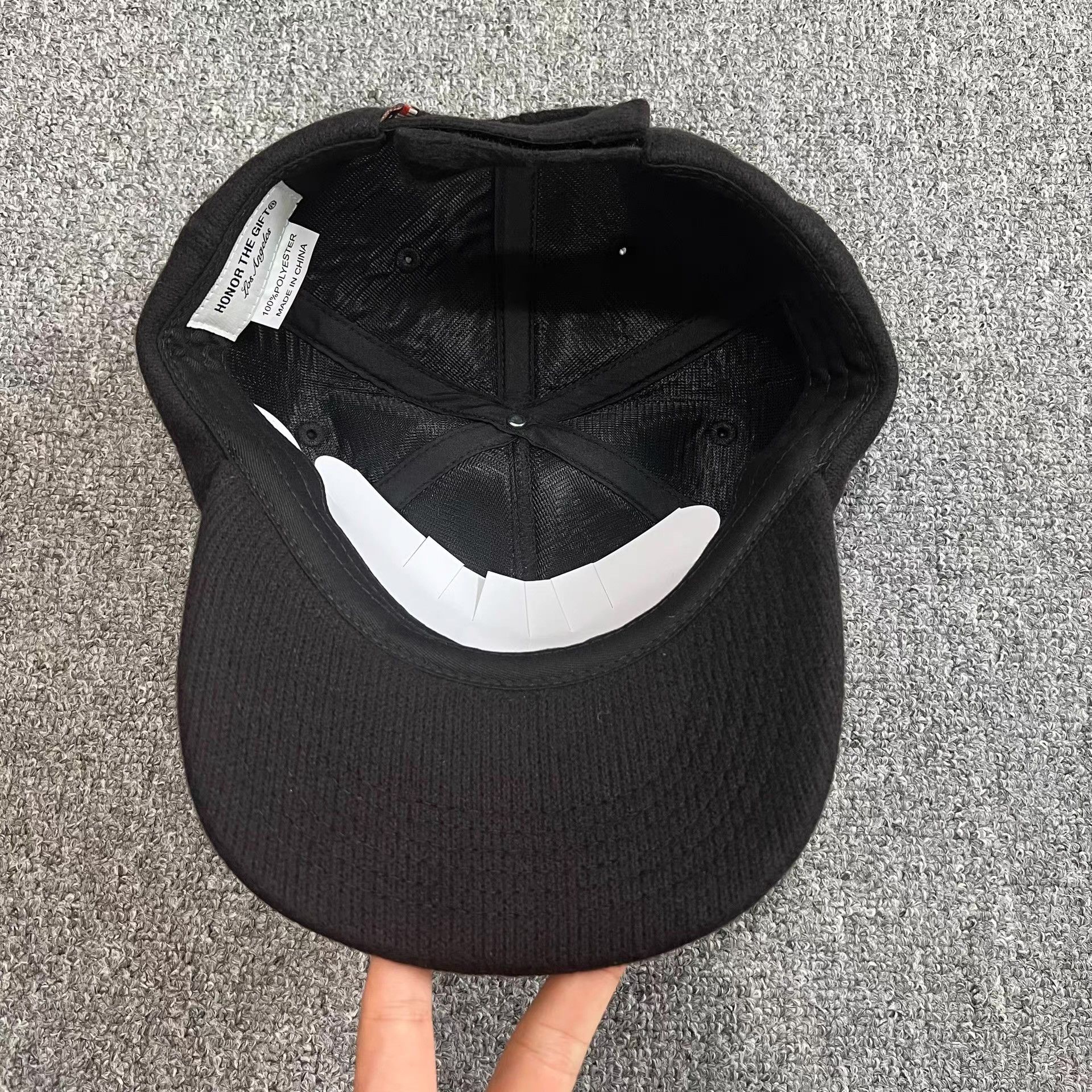 Honor the Gift Honor the gift embroidered woolen brim baseball cap Q7 Size ONE SIZE - 4 Thumbnail