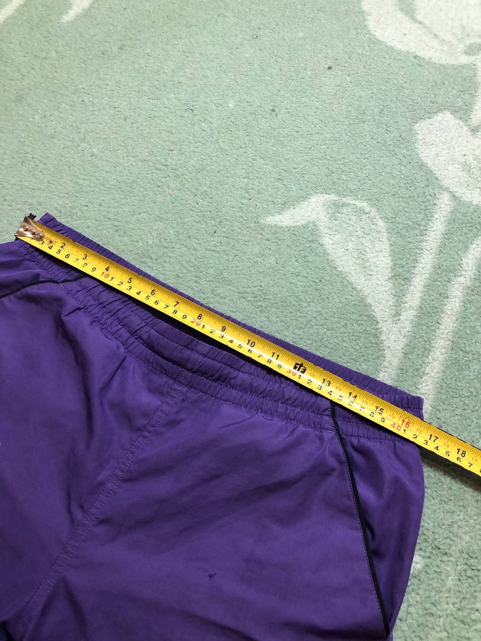 Nike Vintage big logo purple shorts Nike Y2K streetwear Size US 30 / EU 46 - 8 Thumbnail