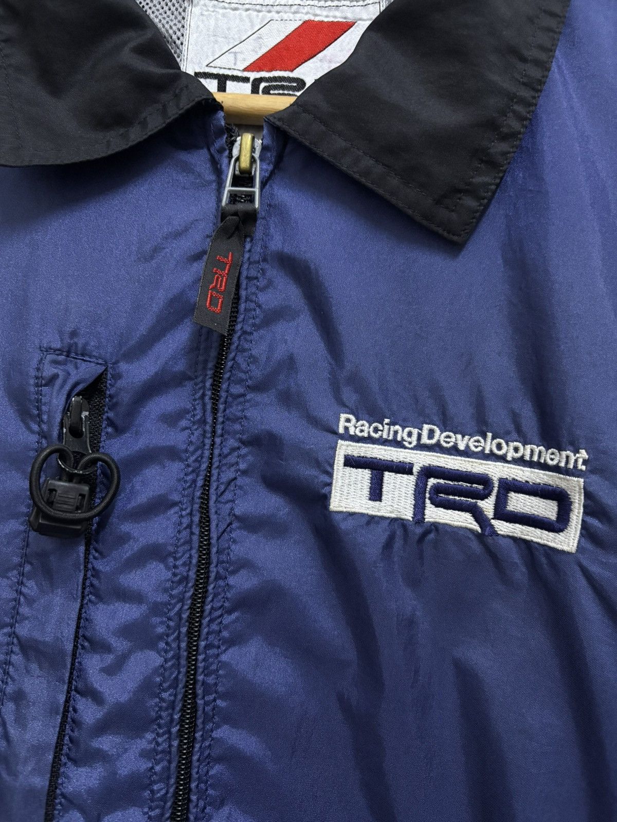 Japanese Brand Vintage 90's TRD Toyota Utility Garment Racing Light Jacket Size US L / EU 52-54 / 3 - 5 Thumbnail