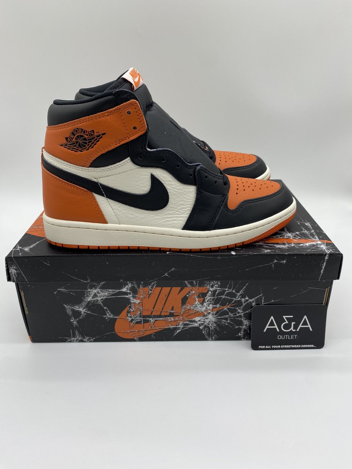 Jordan Brand Jordan 1 Retro High OG Shattered Backboard US 9.5 Brand New Size US 9.5 / EU 42-43 - 1 Thumbnail