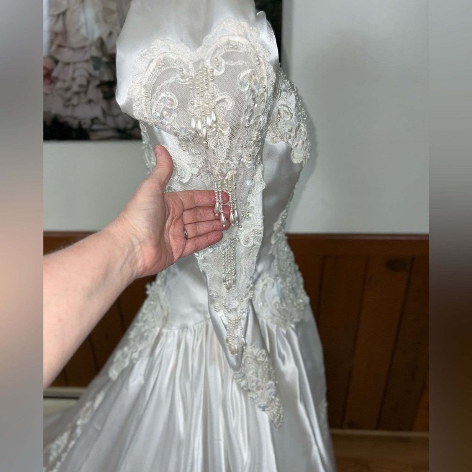 Vintage Vintage 90s Bridal Originals White Satin Wedding Gown! Size M / US 6-8 / IT 42-44 - 5 Thumbnail
