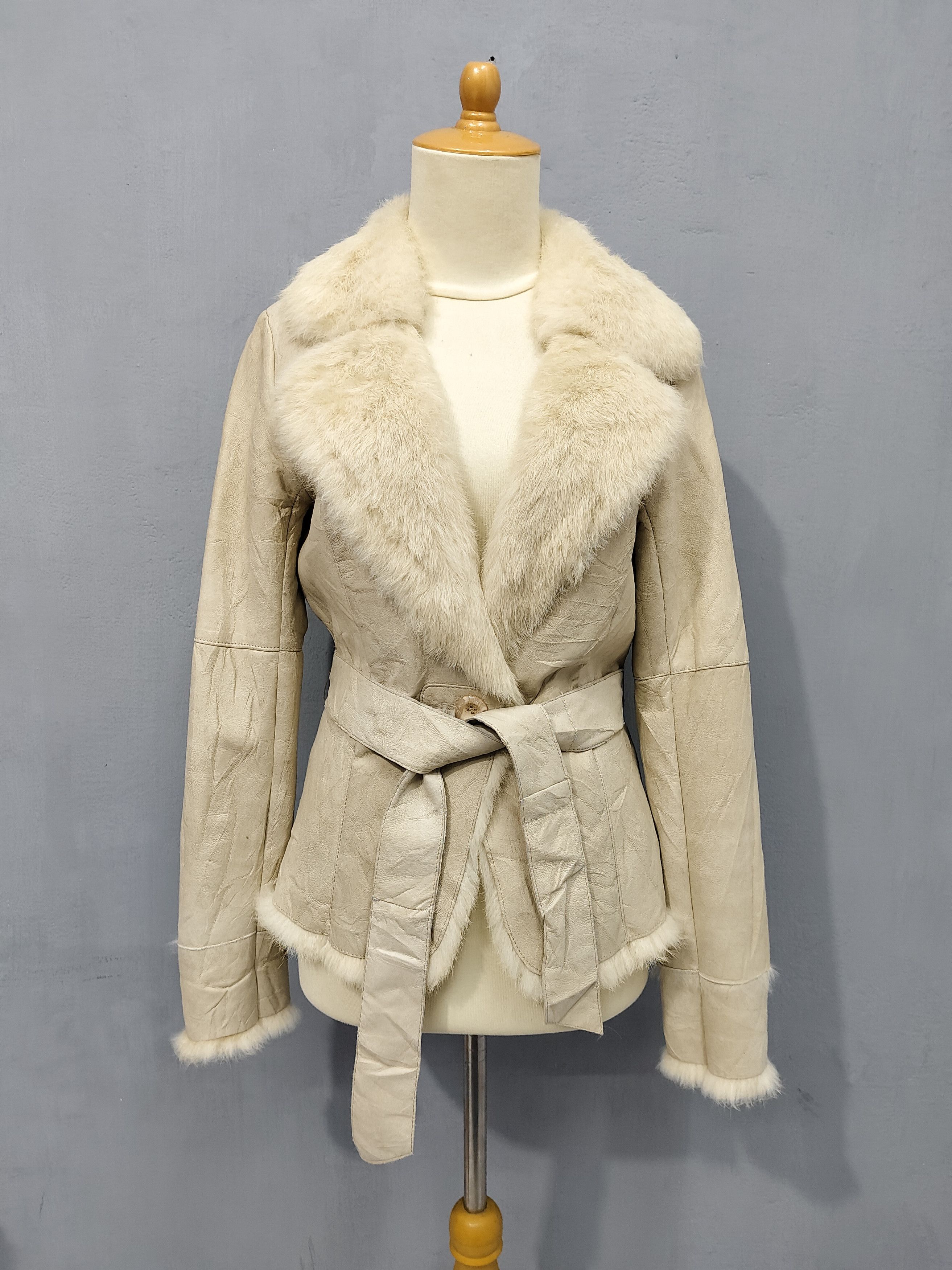 Japanese Brand 2000s Au Petit Matin🇯🇵 Boutique Belted Rabbit Fur Leather Size M / US 6-8 / IT 42-44 - 3 Thumbnail