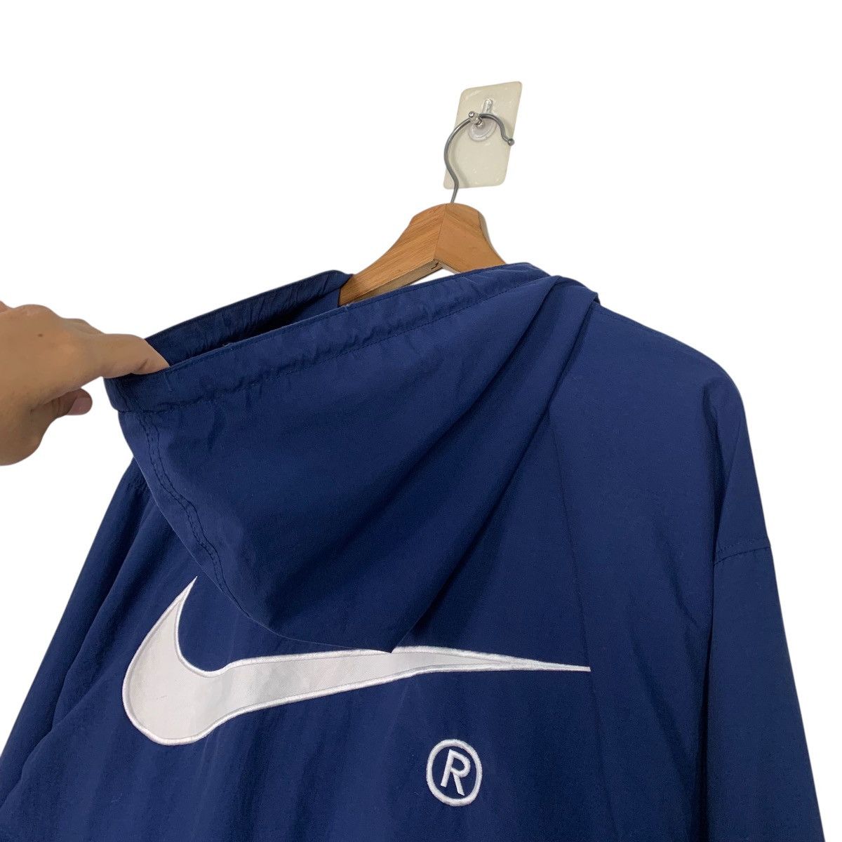 Nike Vintage Nike Swoosh Hooded Zipper Jacket Size US M / EU 48-50 / 2 - 9 Thumbnail