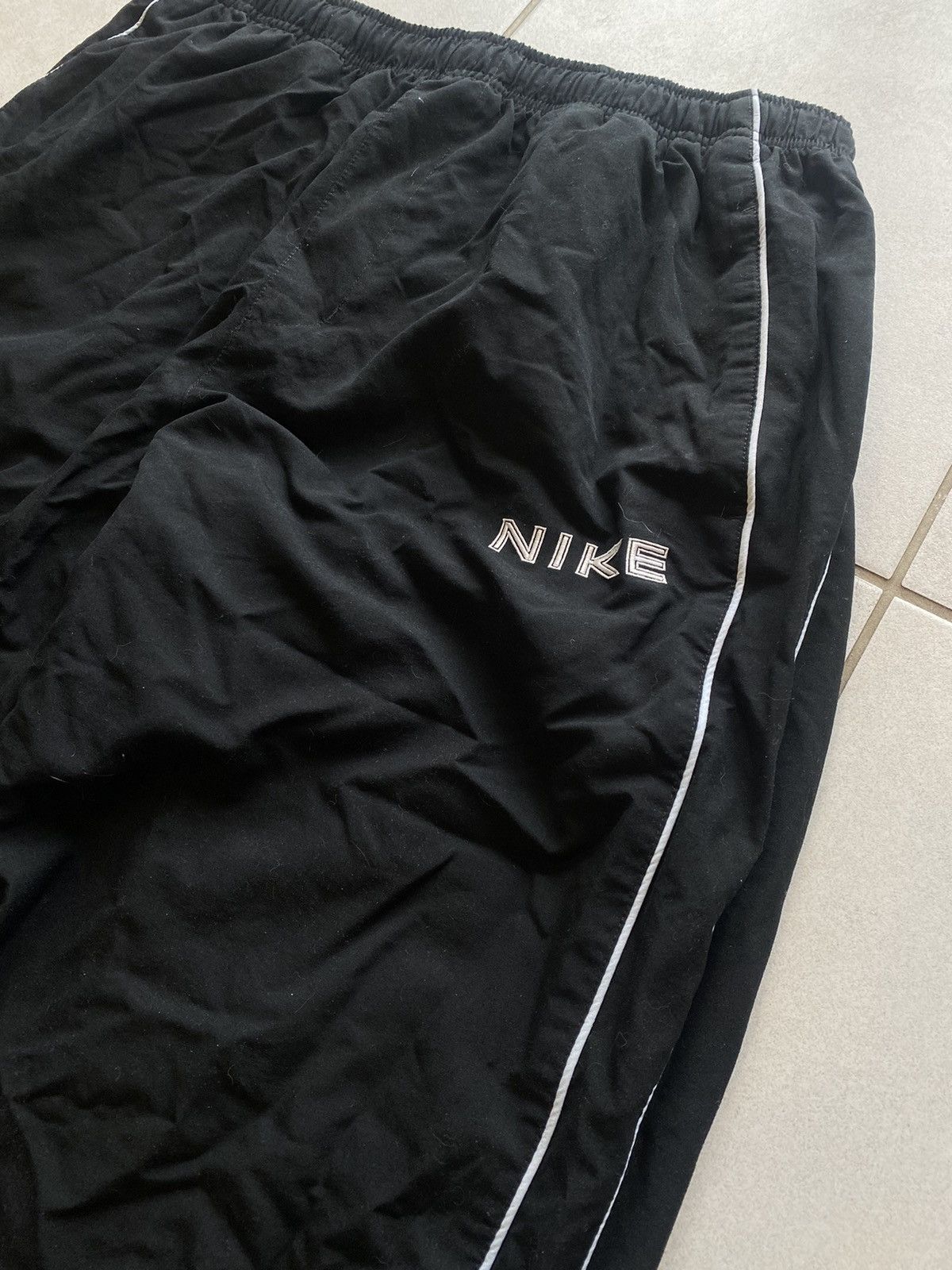 Nike × Vintage Nike Vintage nylon pants Size US 32 / EU 48 - 2 Thumbnail