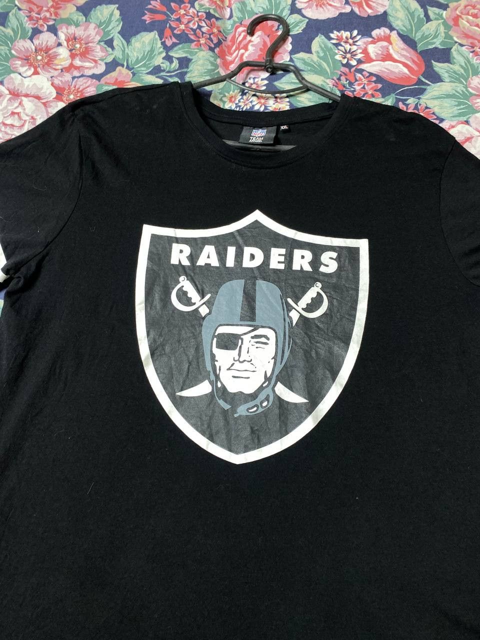 NFL × Vintage Vintage NFL Oakland Raiders T-Shirt “RAIDER NATION” Size XXL Size US XXL / EU 58 / 5 - 12 Thumbnail