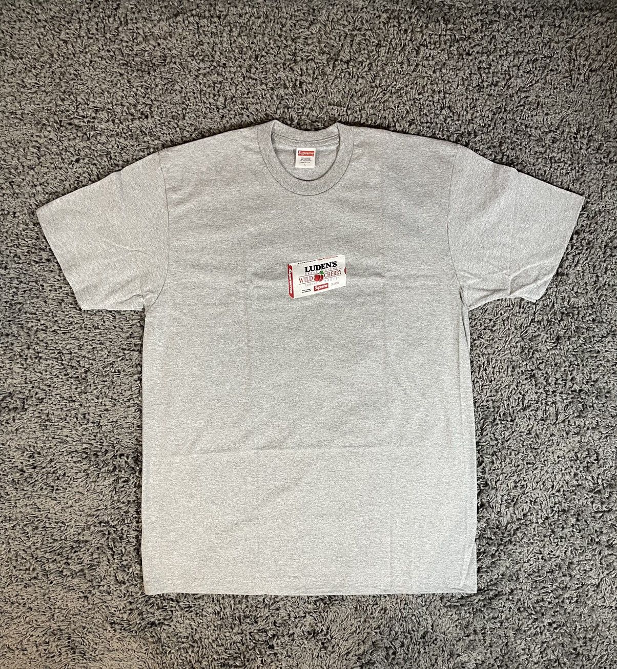 Supreme 2018FW Supreme Luden’s Cherry Candy Throat Drops Tee Grey Size US L / EU 52-54 / 3 - 1 Thumbnail