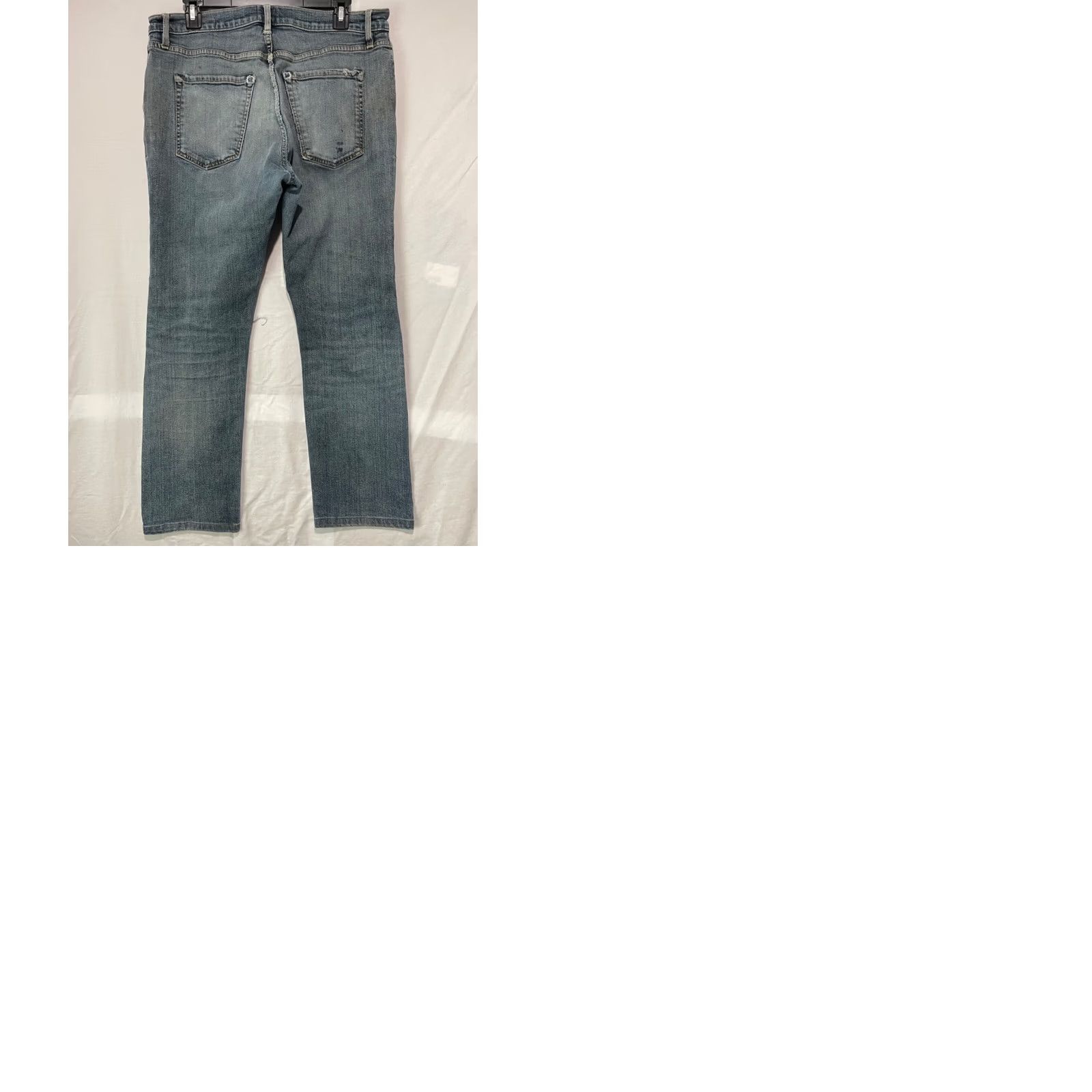 Flint And Tinder Flint And Tinder Jeans Mens 34x32 Slim Fit Straight Leg Distressed 5-Pocket Denim Blue 34x32 Fits 33x27 Mens Jeans Size US 34 / EU 50 - 10 Thumbnail