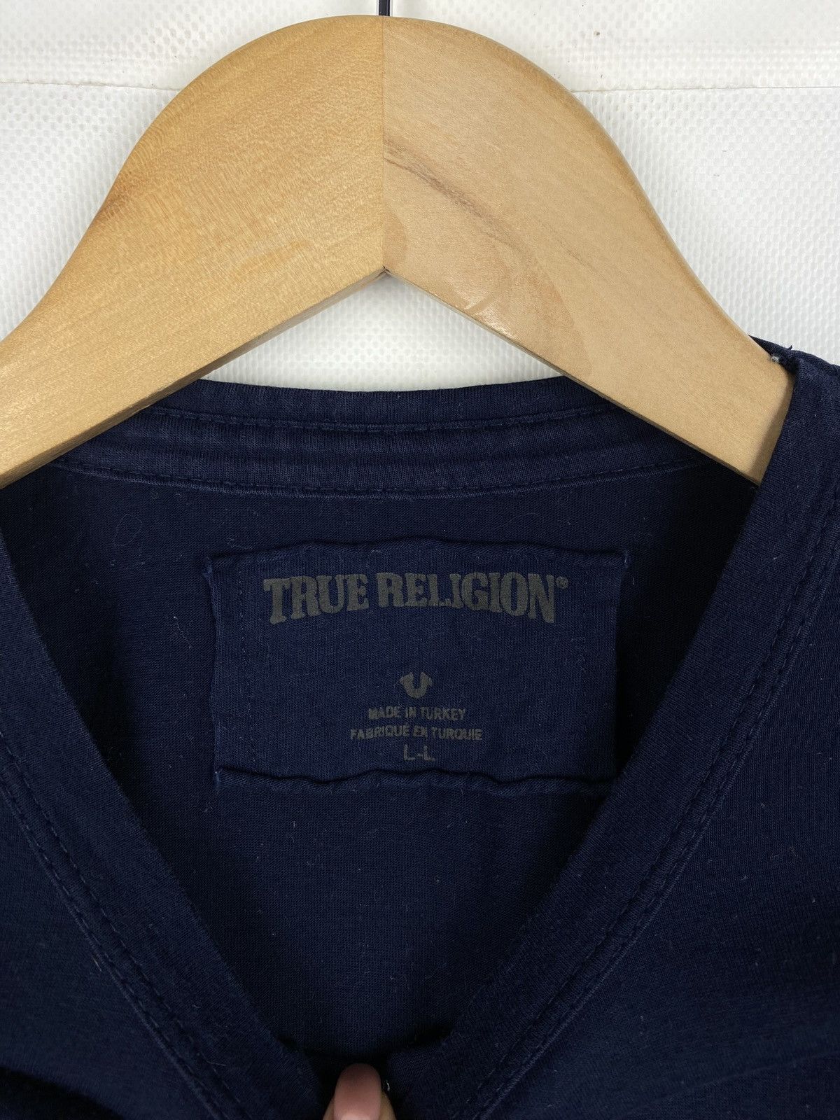 True Religion True Religion men’s long sleeve t shirt size L Size US L / EU 52-54 / 3 - 9 Thumbnail