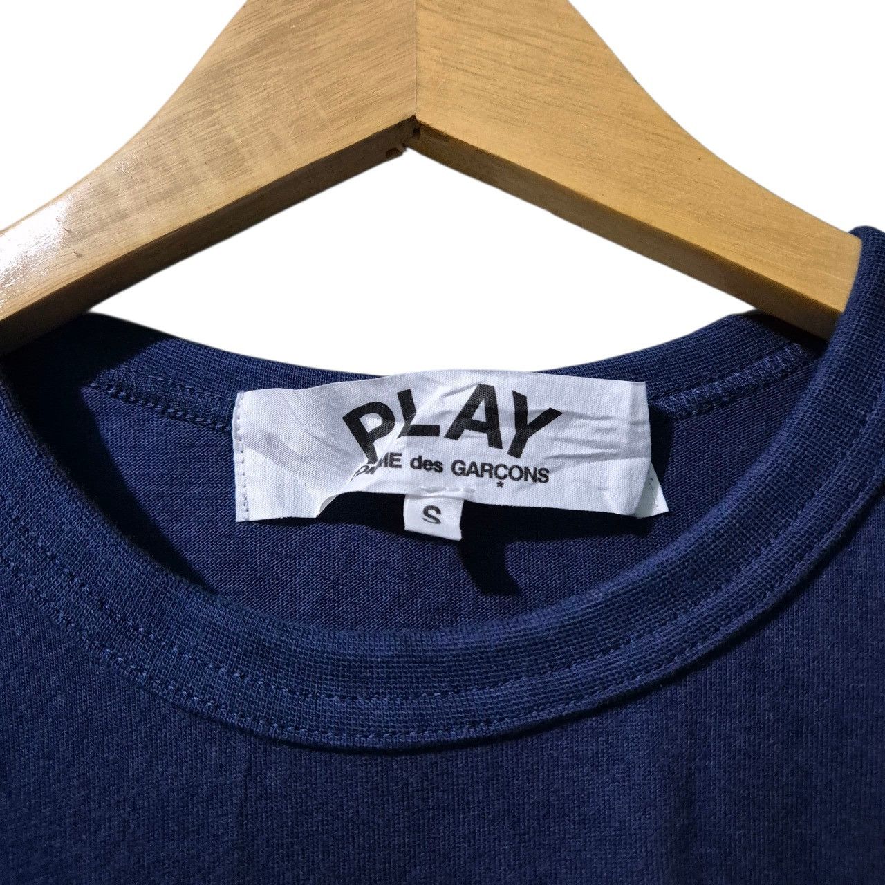 Comme des Garcons PLAY Vintage comme des garcons tee Size US M / EU 48-50 / 2 - 3 Thumbnail
