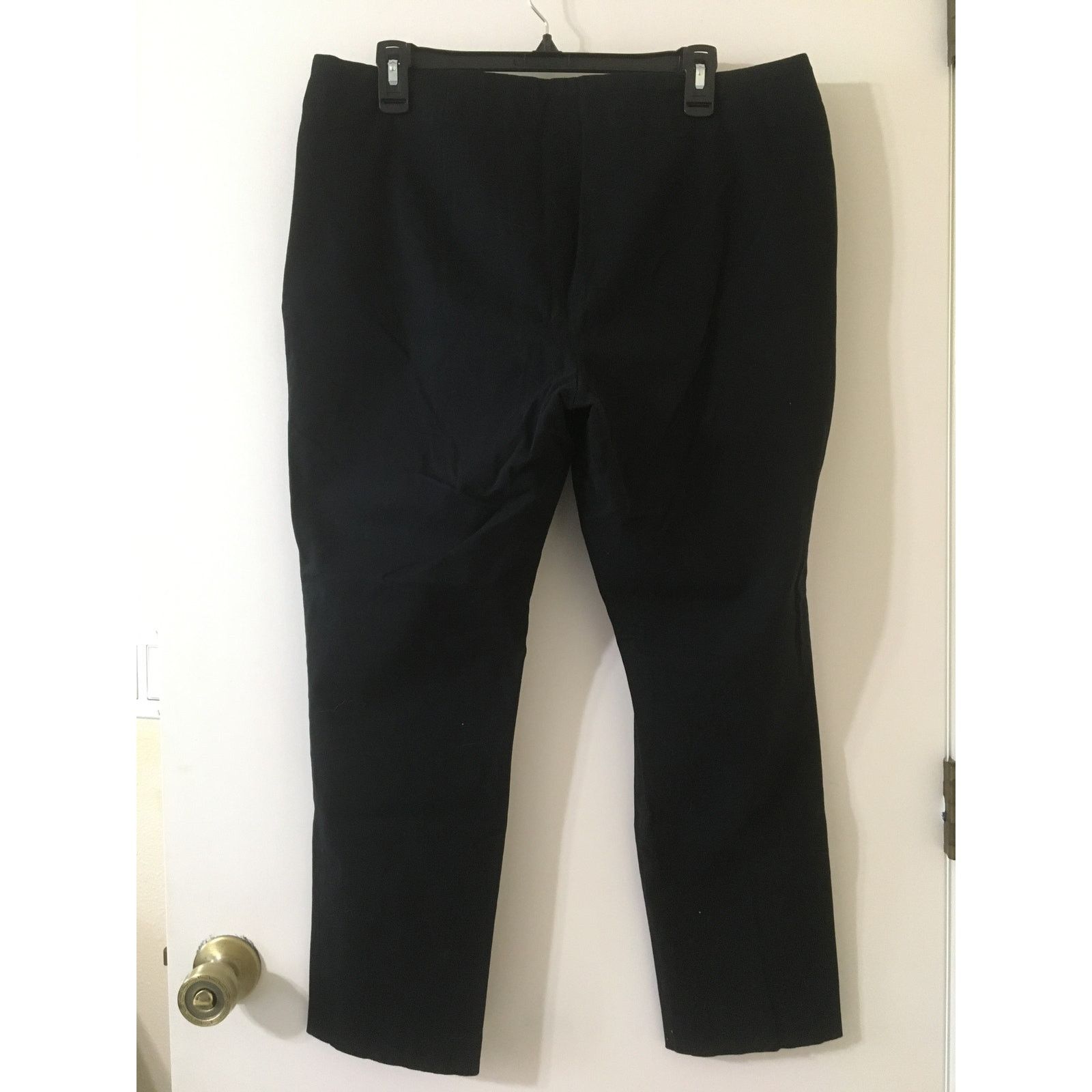 Other Talbots Women Signature Size 14w Black Dressy Stretch Capris Size 36" / US 14 / IT 50 - 2 Thumbnail