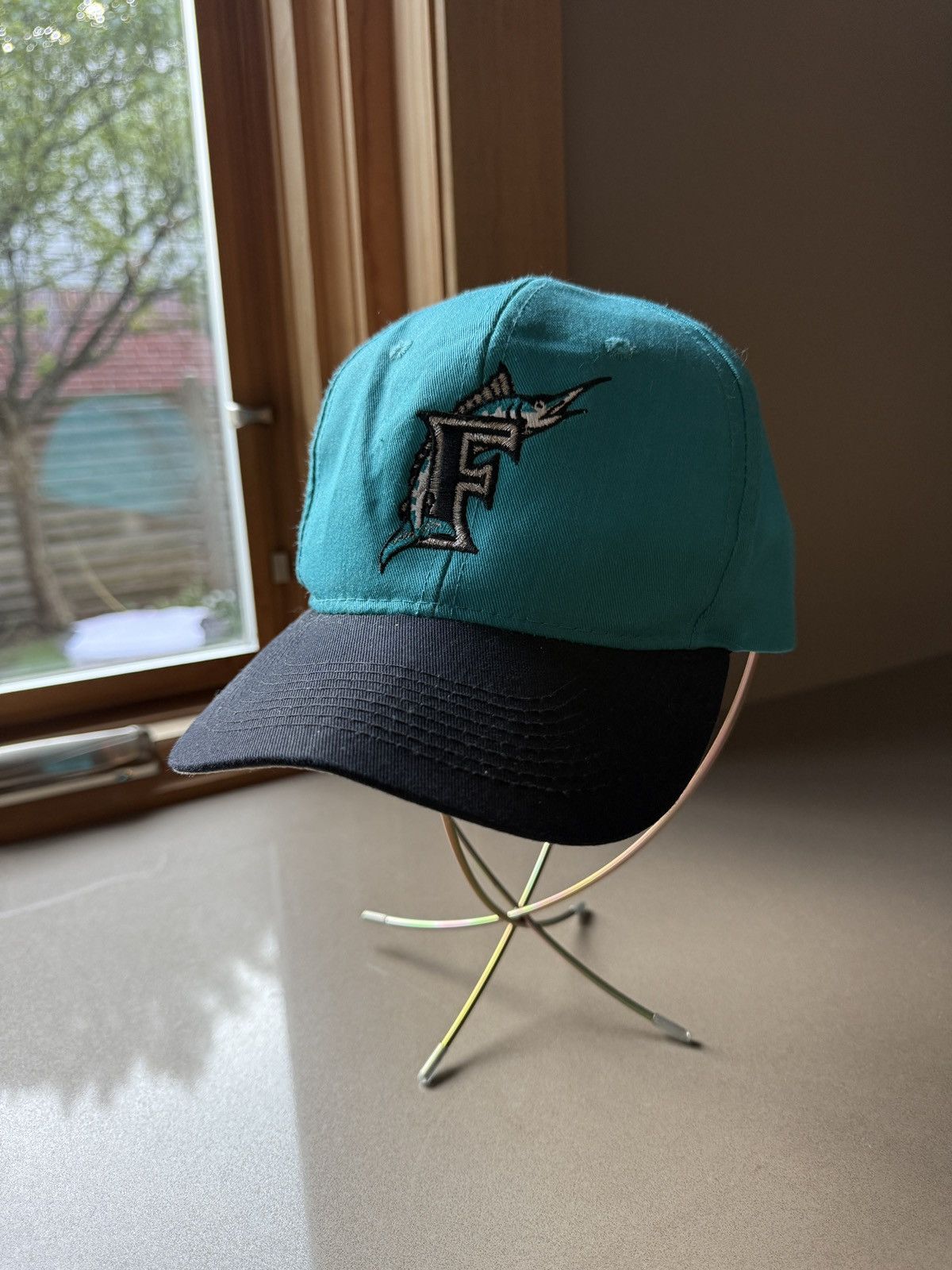 Vintage Vintage Florida Marlins Logo 7 Snapback Hat Size ONE SIZE - 1 Thumbnail