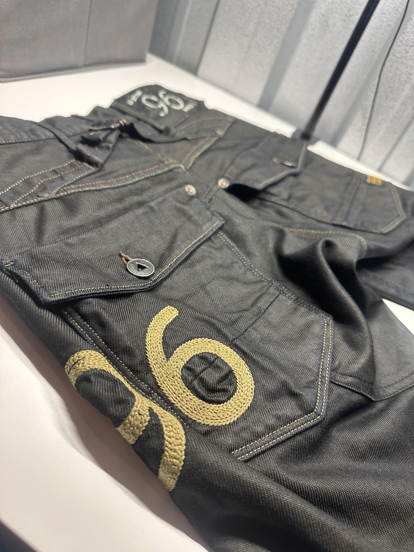 Designer G-Star RAW 96 Men’s Cargo Trousers - Stylish Black Design Size US 26 / EU 42 - 6 Thumbnail