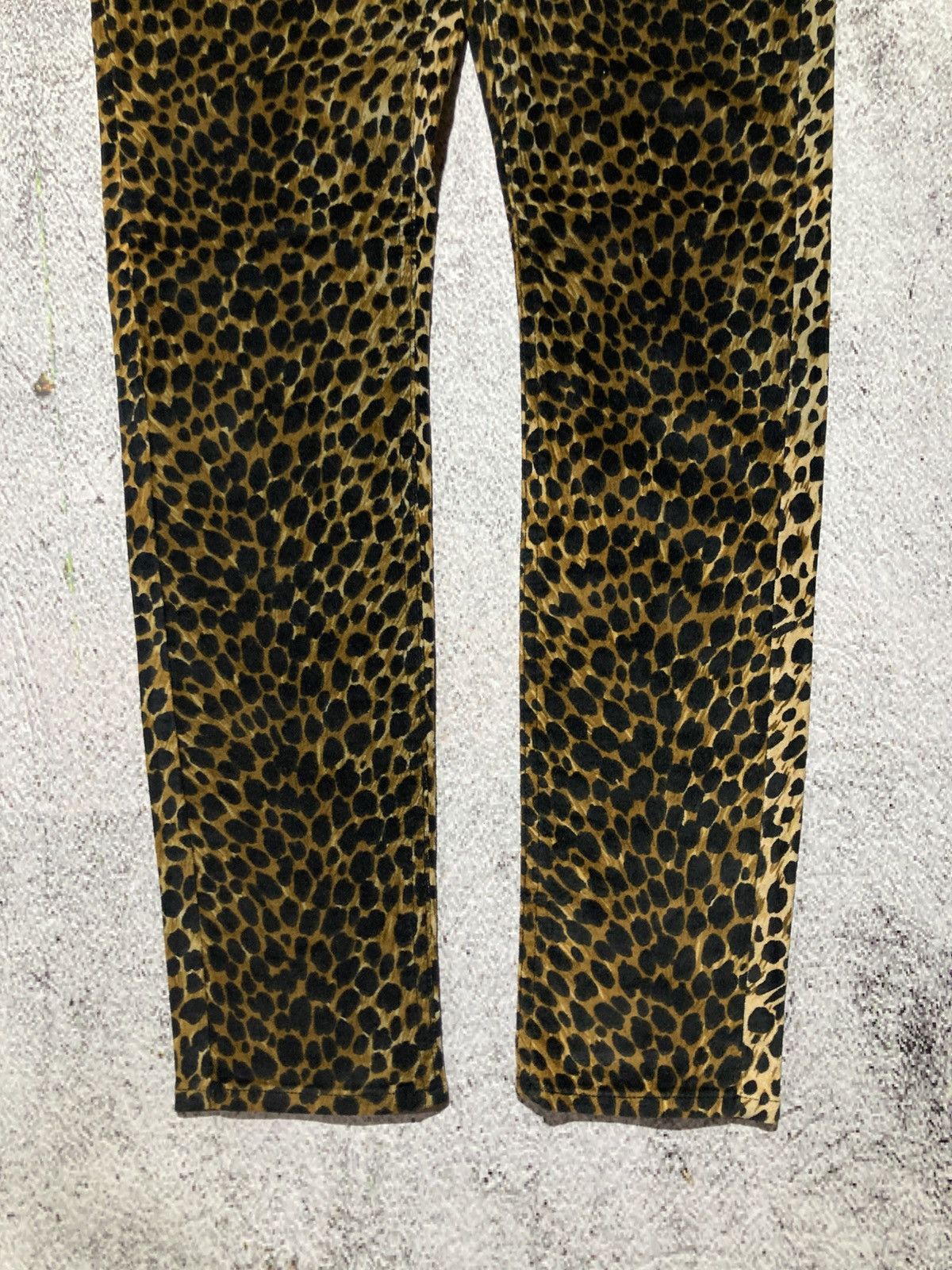 Japanese Brand 2000s Loaf Leopard Motif Waxed Slim Fit Pants Lgb Style Size US 28 / EU 44 - 5 Thumbnail