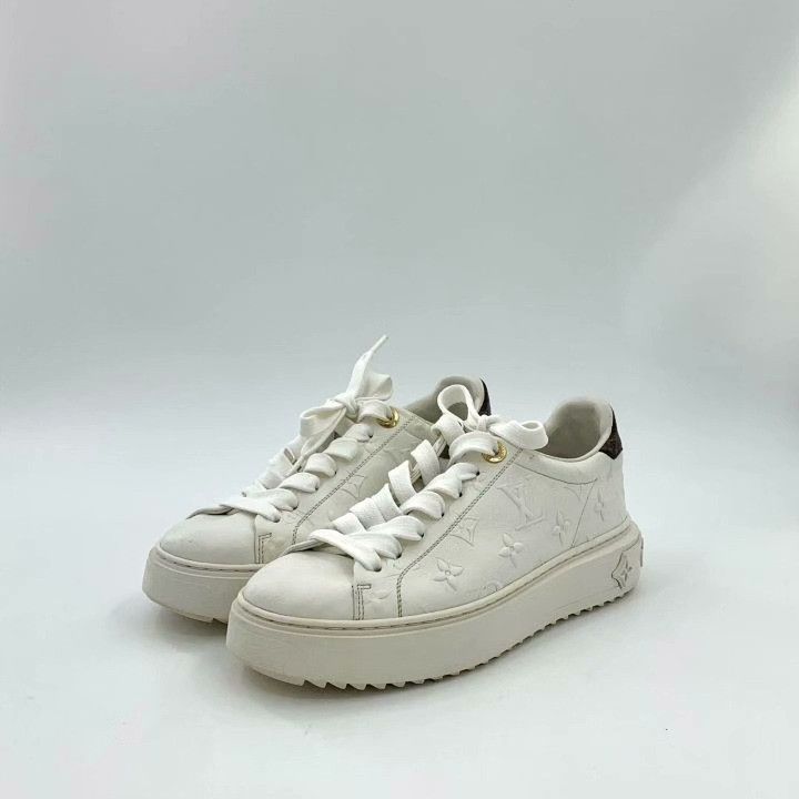 Louis Vuitton Louis Vuitton Time Out White Logo Sneakers Size US 5 / IT 35 - 1 Thumbnail