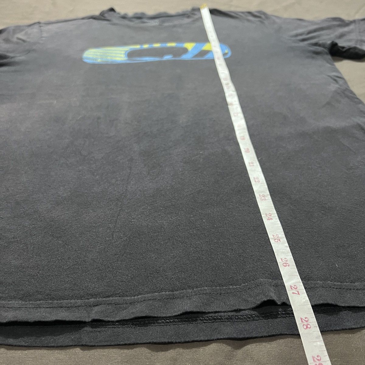 Oakley Vintage Y2K Oakley T Shirt Sun Faded Size US M / EU 48-50 / 2 - 8 Thumbnail
