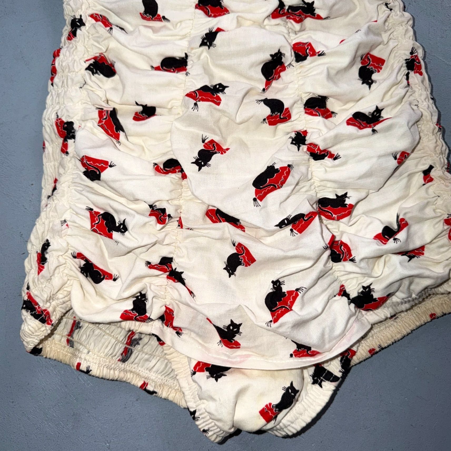 Catalina VTG Catalina Swimsuit S White 1950s Hollywood Swim Wear Black Cats Rockabilly Size S / US 4 / IT 40 - 3 Thumbnail