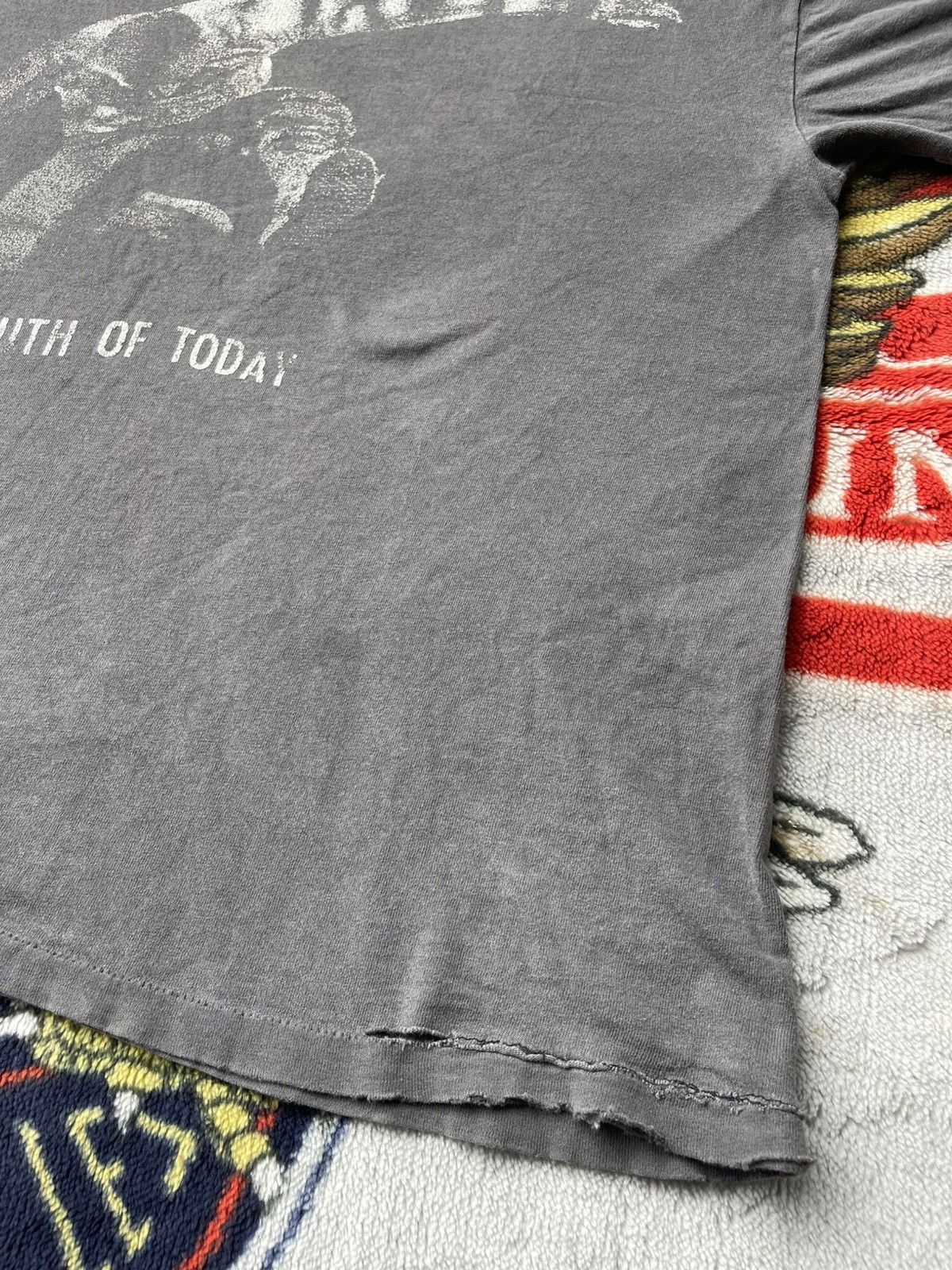 Band Tees Vintage 80's Hardcore Punk Youth Of Today Sun Faded Tee Size US L / EU 52-54 / 3 - 11 Thumbnail