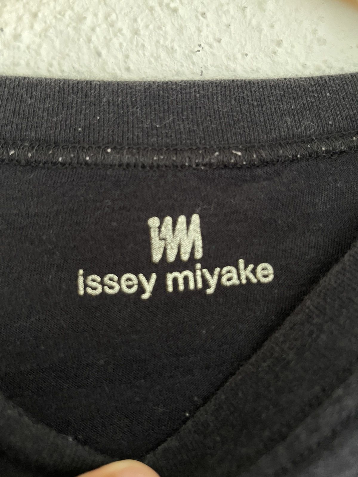 Issey Miyake × Japanese Brand Issey Miyake IM Big logo Stripe T shirt Size US L / EU 52-54 / 3 - 3 Thumbnail