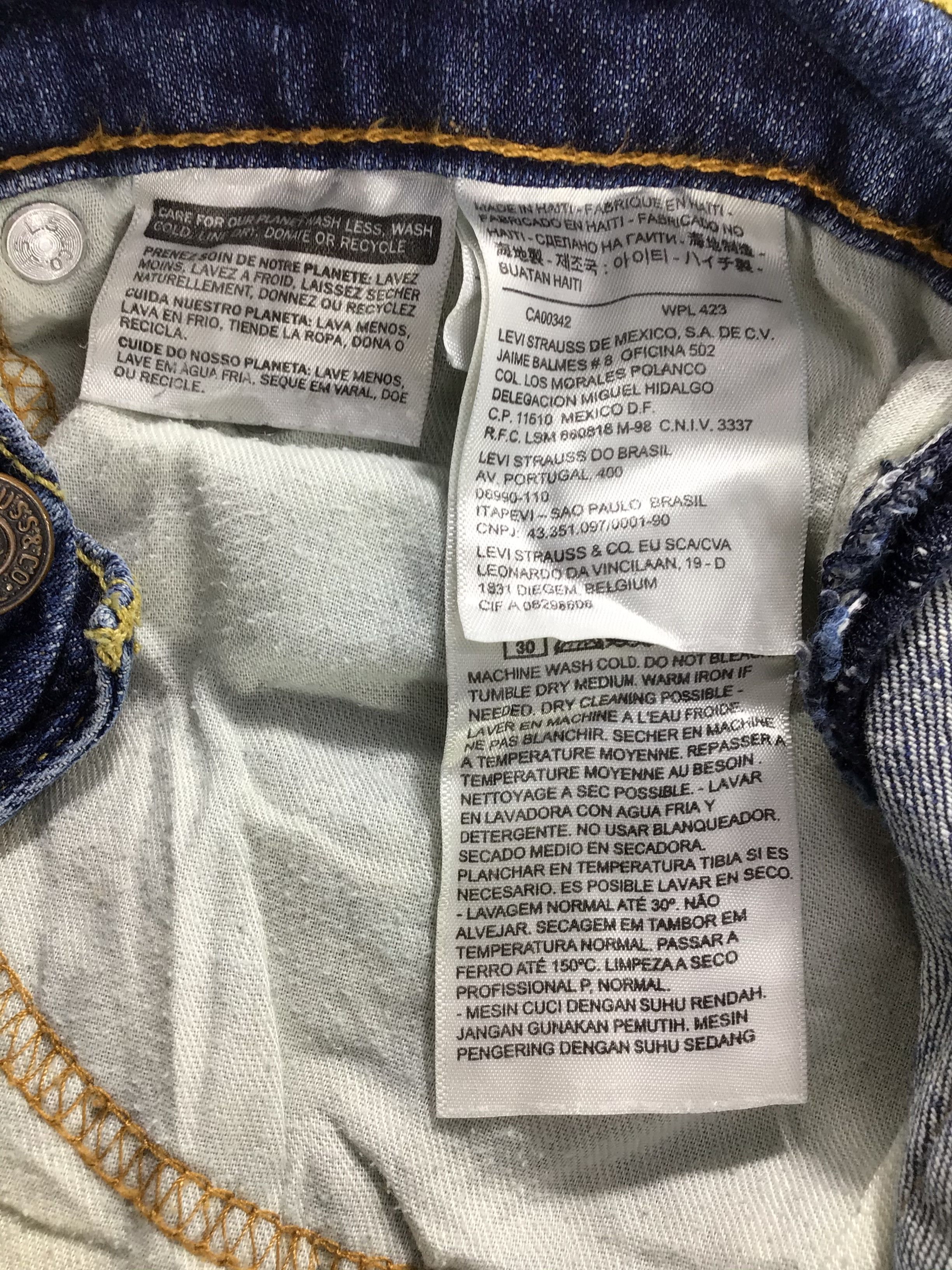 Levi's Vintage Levis 505 Jeans-J772 Size US 35 - 11 Thumbnail