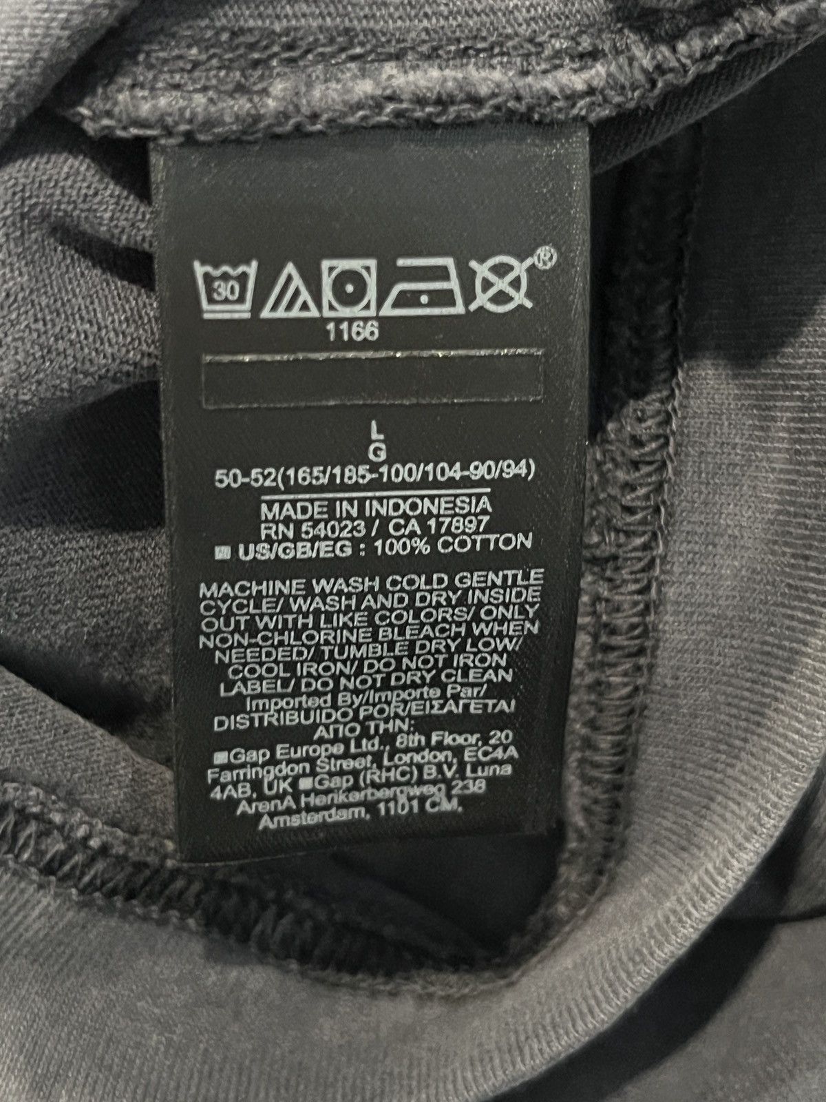 Balenciaga Poetic Black Yeezy Gap Tee Size US L / EU 52-54 / 3 - 5 Thumbnail