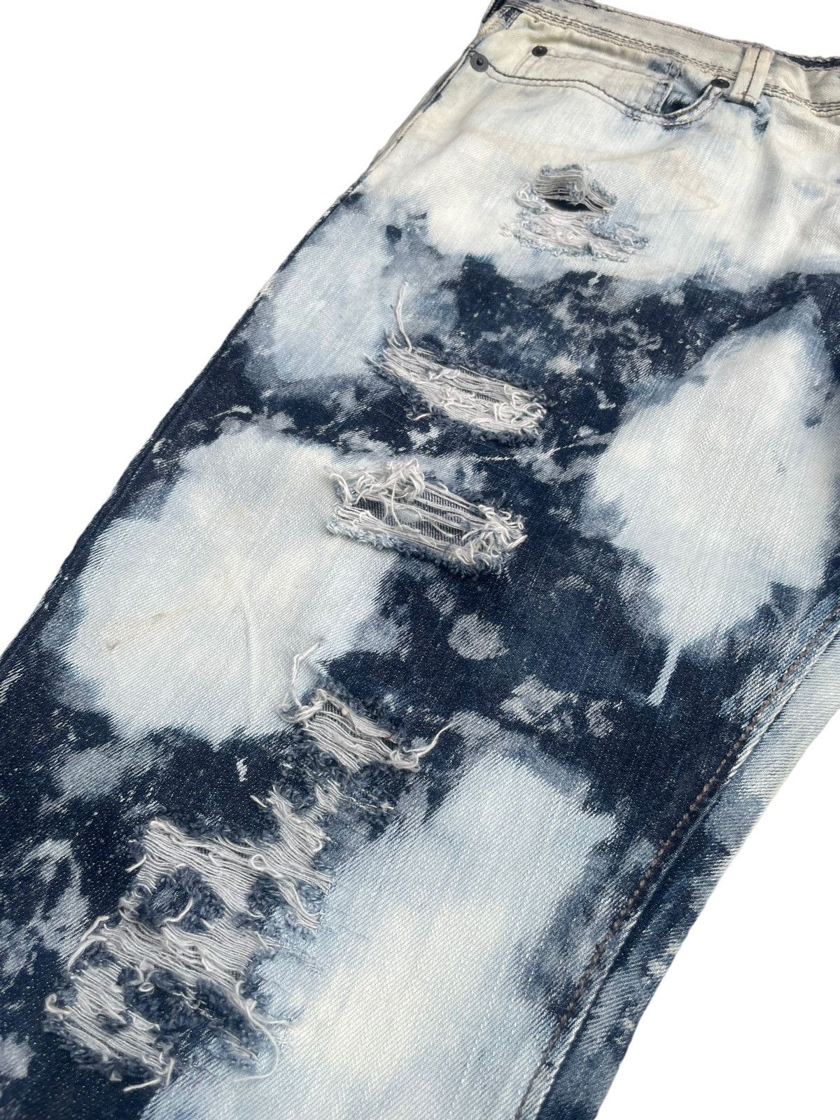 DKNY × Designer DKNY Bleach & Distresed Denim Size US 40 / EU 56 - 5 Thumbnail