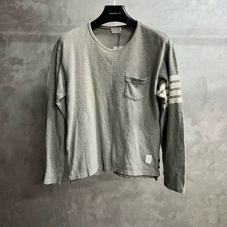 Thom Browne Thom browne Light gray-white 4-striped round-neck long-slee Size US S / EU 44-46 / 1 - 1 Thumbnail
