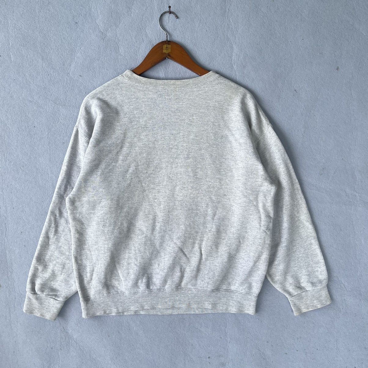 Disney Vintage Disney Mickey Mouse Sweatshirt 90s Grey Crewneck Size US M / EU 48-50 / 2 - 7 Thumbnail