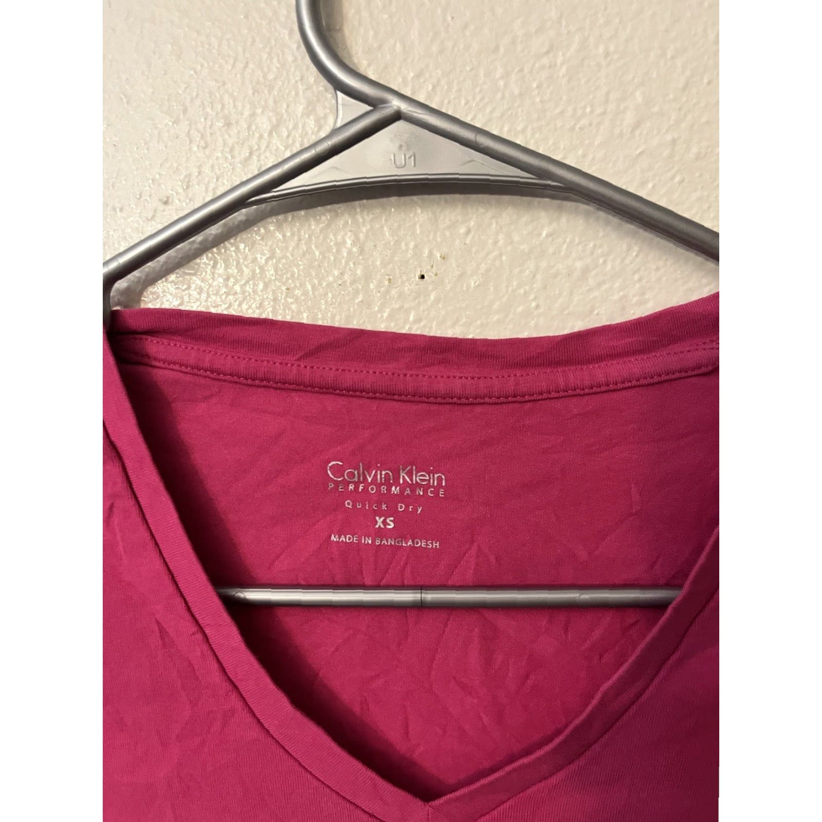 Calvin Klein Calvin Klein Performance T-Shirt XS Cotton V-Neck Short Sleeve Pink Womens Regular Size XS Shirts T-shirt Activewear Size XS / US 0-2 / IT 36-38 - 2 Thumbnail