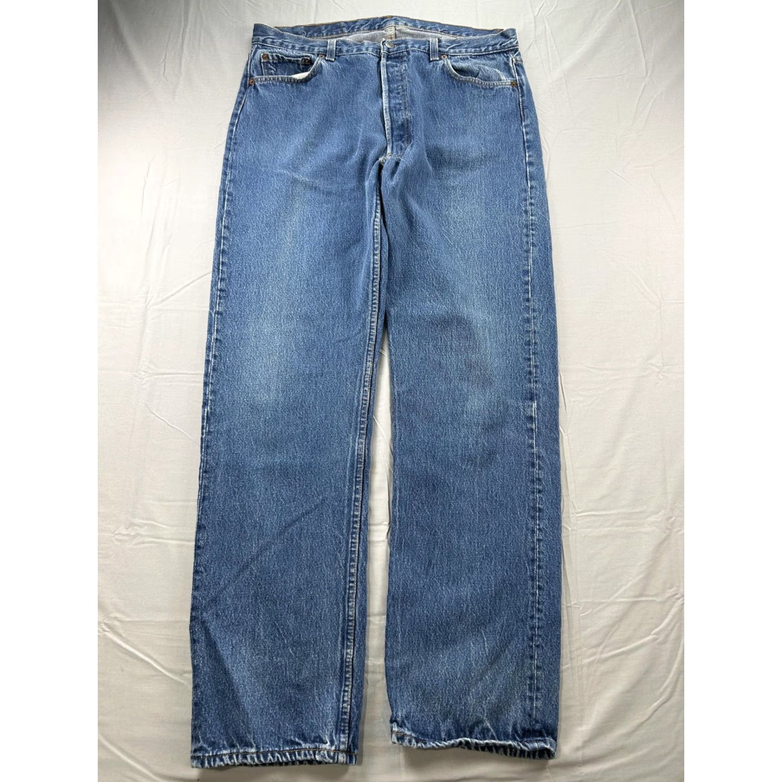 Levi's VINTAGE Levi's 501 Jeans Straight Dark Wash Button Fly Mens 36x33.5 80s USA Made Denim Cotton Pockets Leather Patch Mens Size US 36 / EU 52 - 3 Thumbnail