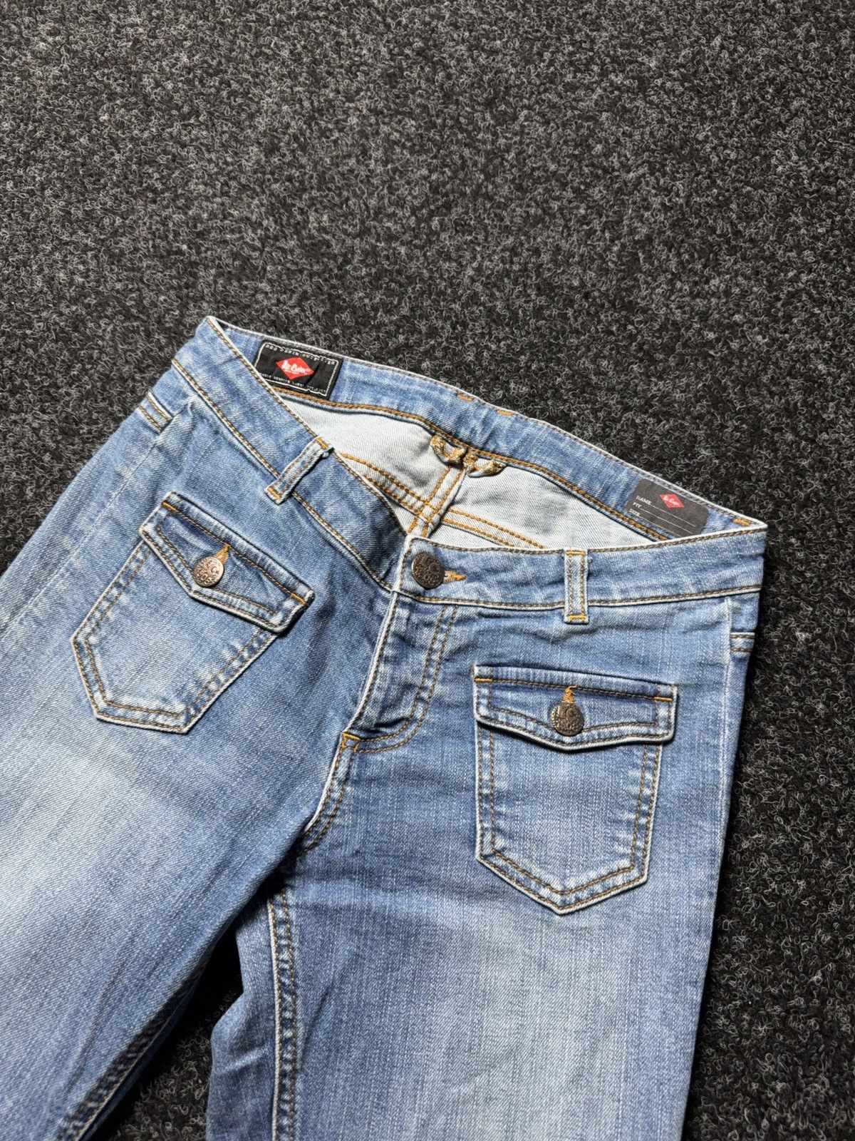 Le Grande Bleu (L.G.B.) Retro 00s Opium Lee Cooper Y2K Low Rise Flared Bootcut Jeans Size 25" / US 0 / IT 36 - 9 Thumbnail