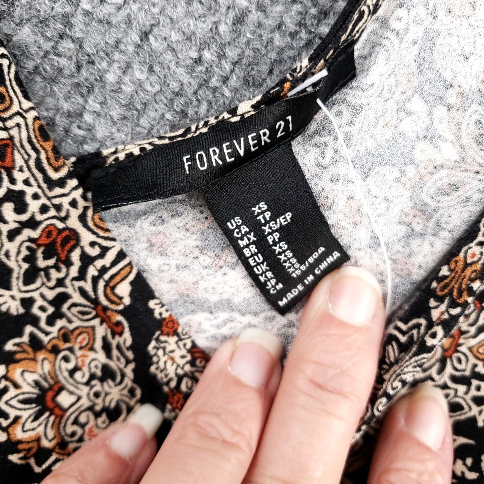 Forever 21 FOREVER 21 Dress Womens XS Black Mini Short Length Paisley 3/4 Sleeves NEW Size 26" / US 2 / IT 38 - 3 Thumbnail