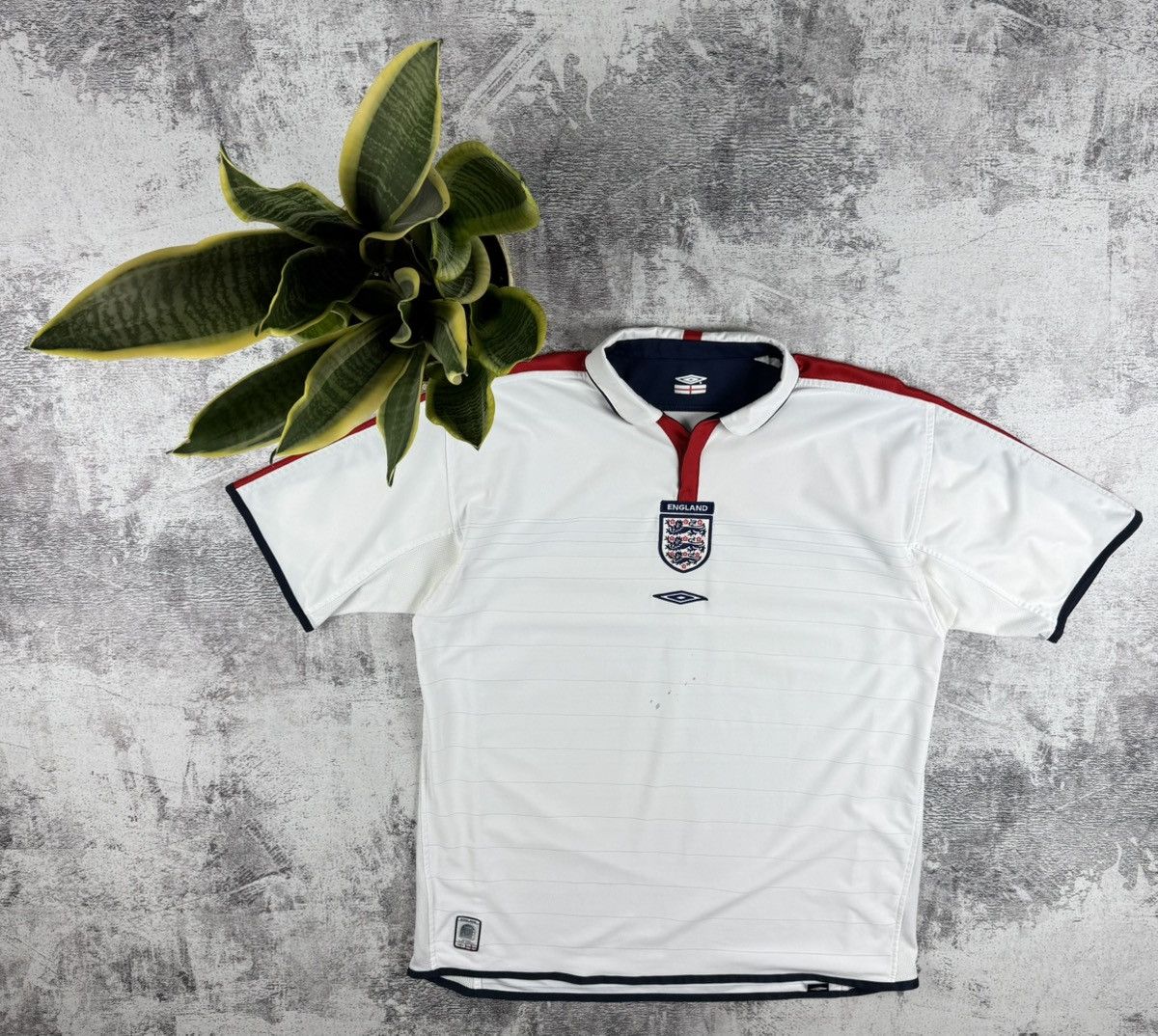 Umbro 00S England 2 in 1 2003/2004/2005 Football Jersey Shirt Tee Size US XL / EU 56 / 4 - 11 Thumbnail