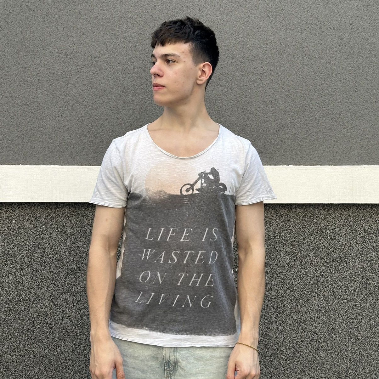 Firetrap Vintage Firetrap T-shirts Life Is Wasted on the Living Moto Size US L / EU 52-54 / 3 - 1 Thumbnail