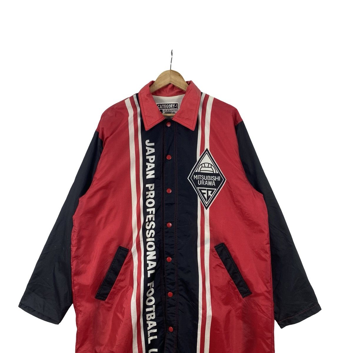 Vintage Vintage J.LEAGUE OFFICIAL Category Mitsubishi Urawa FC Japan Size US XXL / EU 58 / 5 - 2 Thumbnail