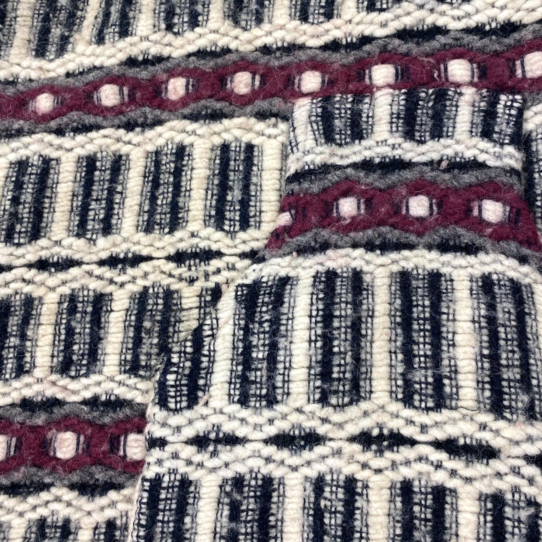 Vintage VINTAGE Hooded Sweater Mens Medium Ivory Cream Black Burgundy Woven Boho Geometric Pullover Mens Size US M / EU 48-50 / 2 - 5 Thumbnail