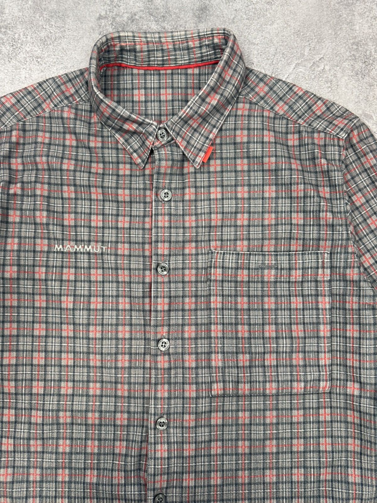 Mammut Mammut Men Shirt Grey Red Check Size L Size US L / EU 52-54 / 3 - 3 Thumbnail