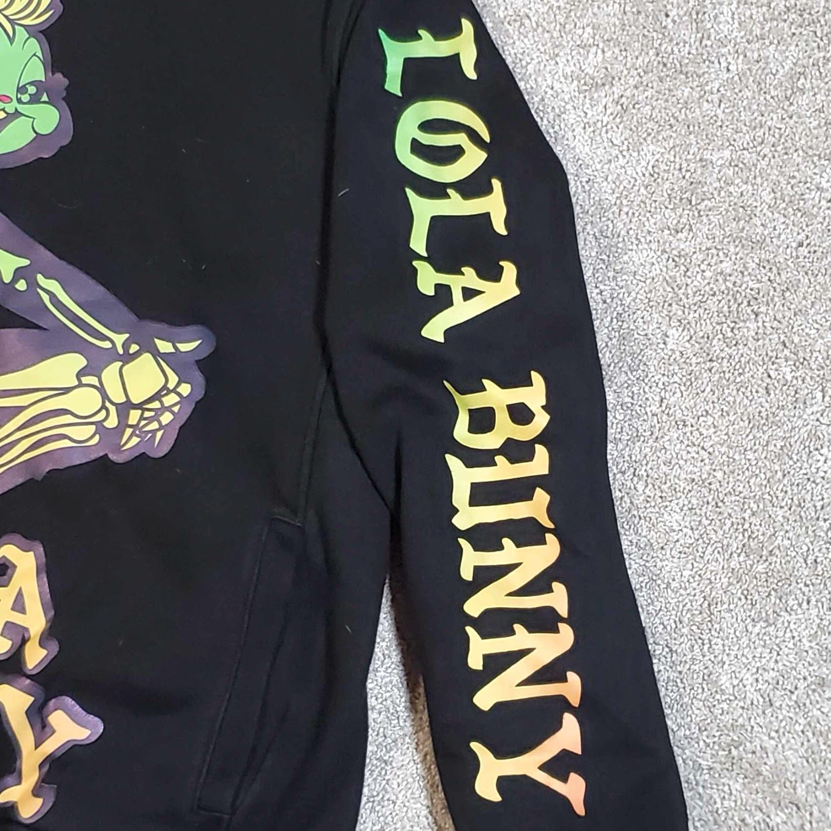 Vintage VINTAGE Looney Tunes Lola Bunny Skeleton Hoodie Women's M Black Pullover 90s Y2K Activewear Boys? Size M / US 6-8 / IT 42-44 - 3 Thumbnail