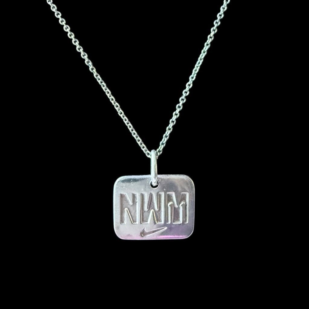 Tiffany & Co. TIFFANY & CO. Jewelry NIKE Womens Marathon Pendant Necklace Size ONE SIZE - 1 Thumbnail