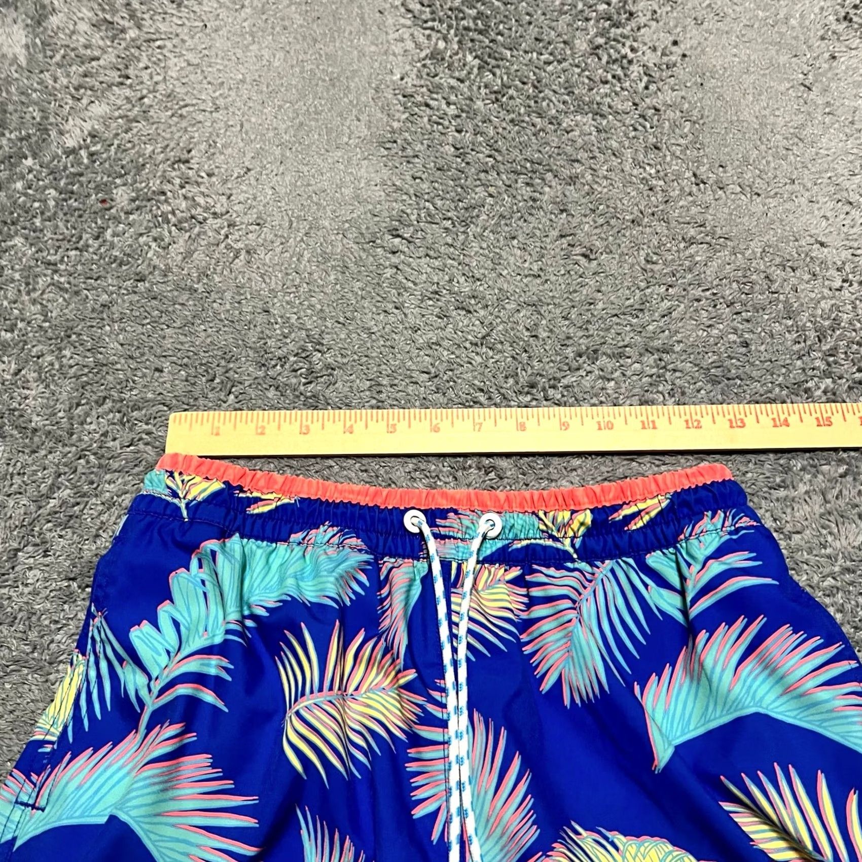 Chubbies Chubbies Shorts Mens Small Pink Green Lined Floral Hawaiian Summer 7” Swim Shirt Men S Pink Green Floral Hawaiian 7” Swim Size US 29 - 7 Thumbnail
