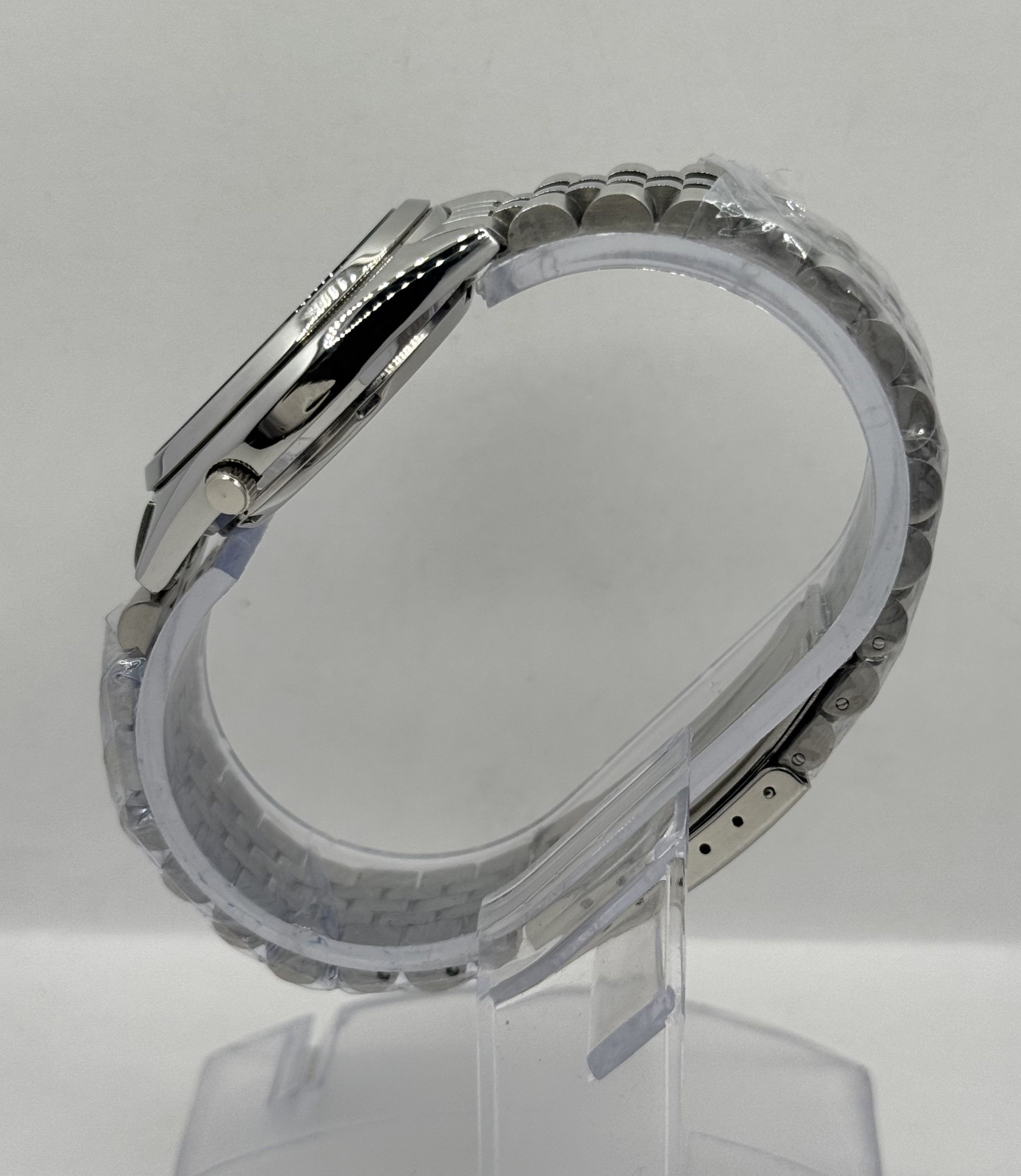 Seiko Seiko 5 Automatic Arabic Dial Wrist Watch Day/Date Japan Size 36 - 2 Thumbnail