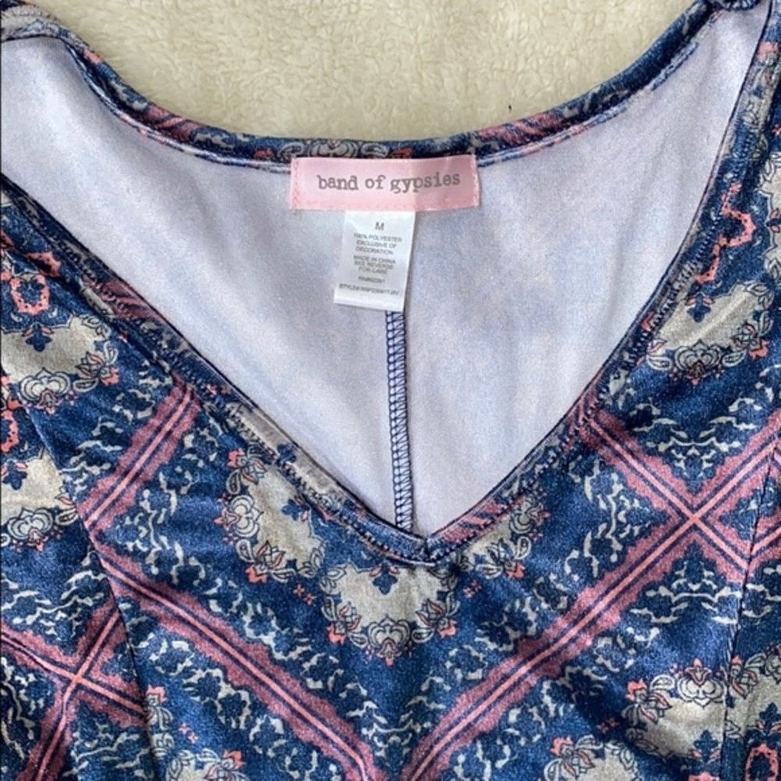 Other Band of Gypsies Velvet Paisley V-Neck Crop Top | Sz M Size M / US 6-8 / IT 42-44 - 3 Thumbnail