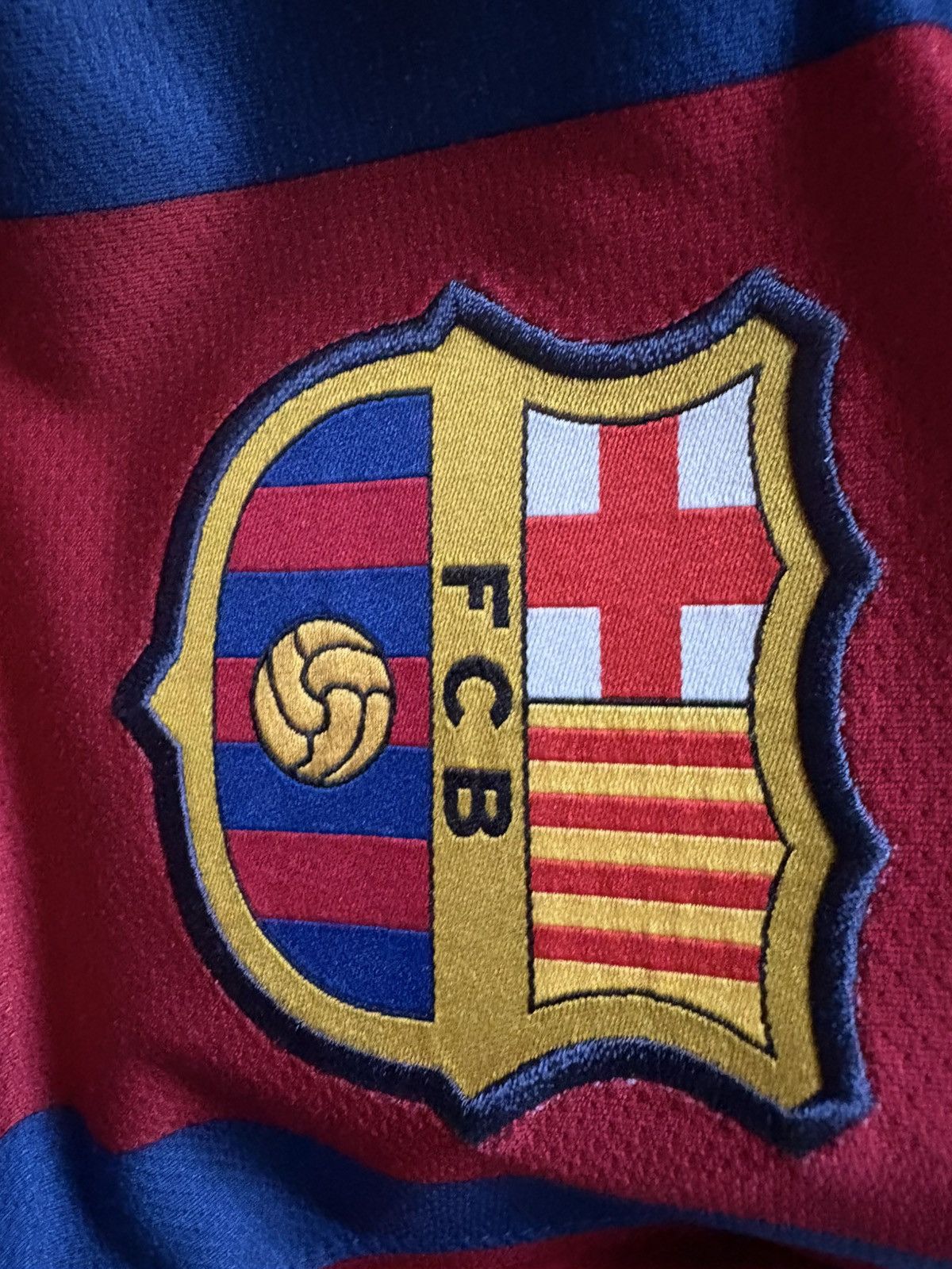 Nike Barcelona 2010-11 Home Jersey Size US S / EU 44-46 / 1 - 5 Thumbnail