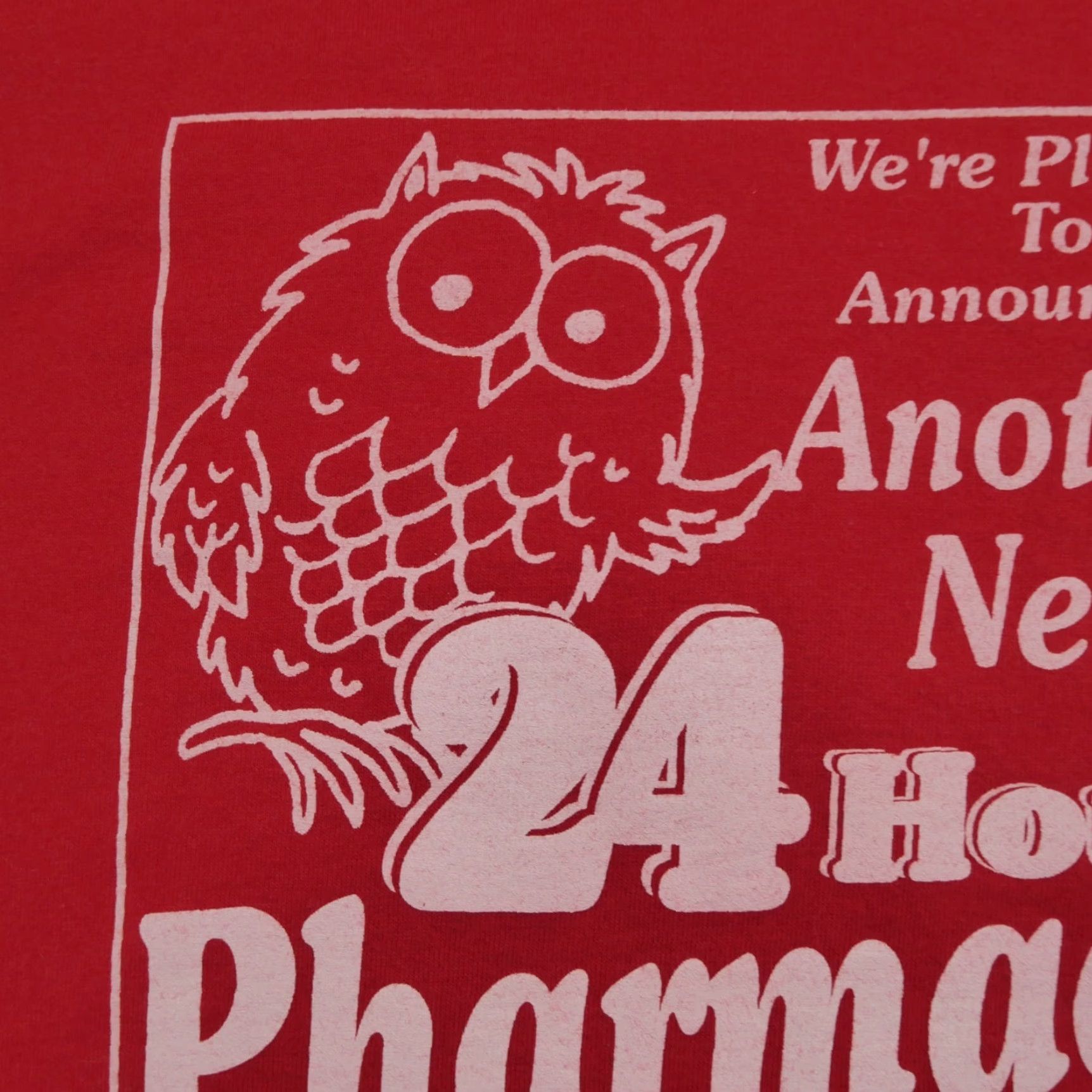 Fruit Of The Loom VINTAGE Pharmacy T Shirt Mens 2XL Red Drug Store Owl 90s Springfield MO 24 Hours Fruit of the Loom Shirt Size US XXL / EU 58 / 5 - 3 Thumbnail