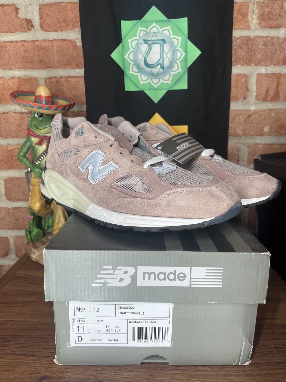 New Balance 990v2 Kithstrike Rose