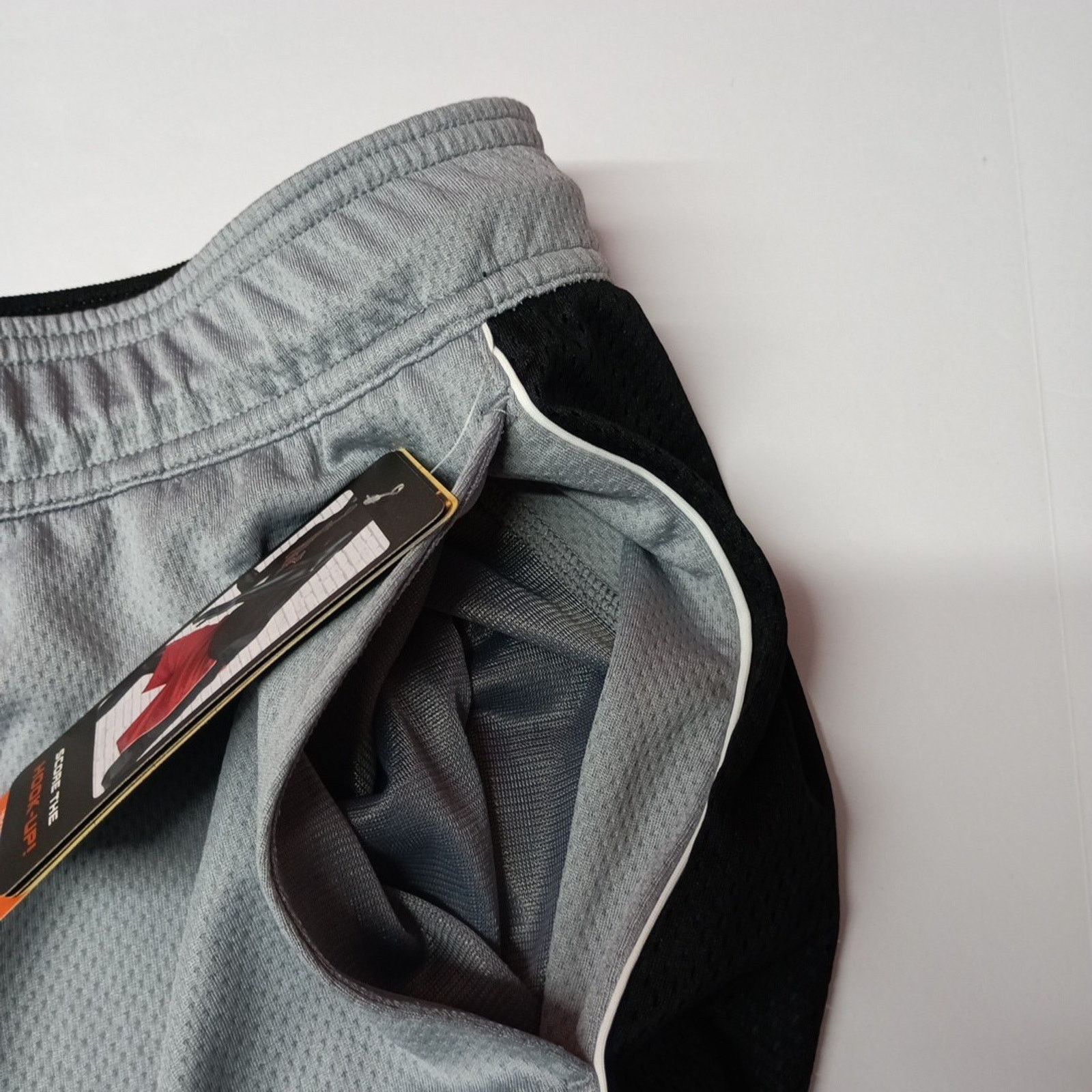 Other AND1 Basketball Shorts Men’s Size 2XL Gray Black 10" Inseam Size US 40 / EU 56 - 2 Thumbnail