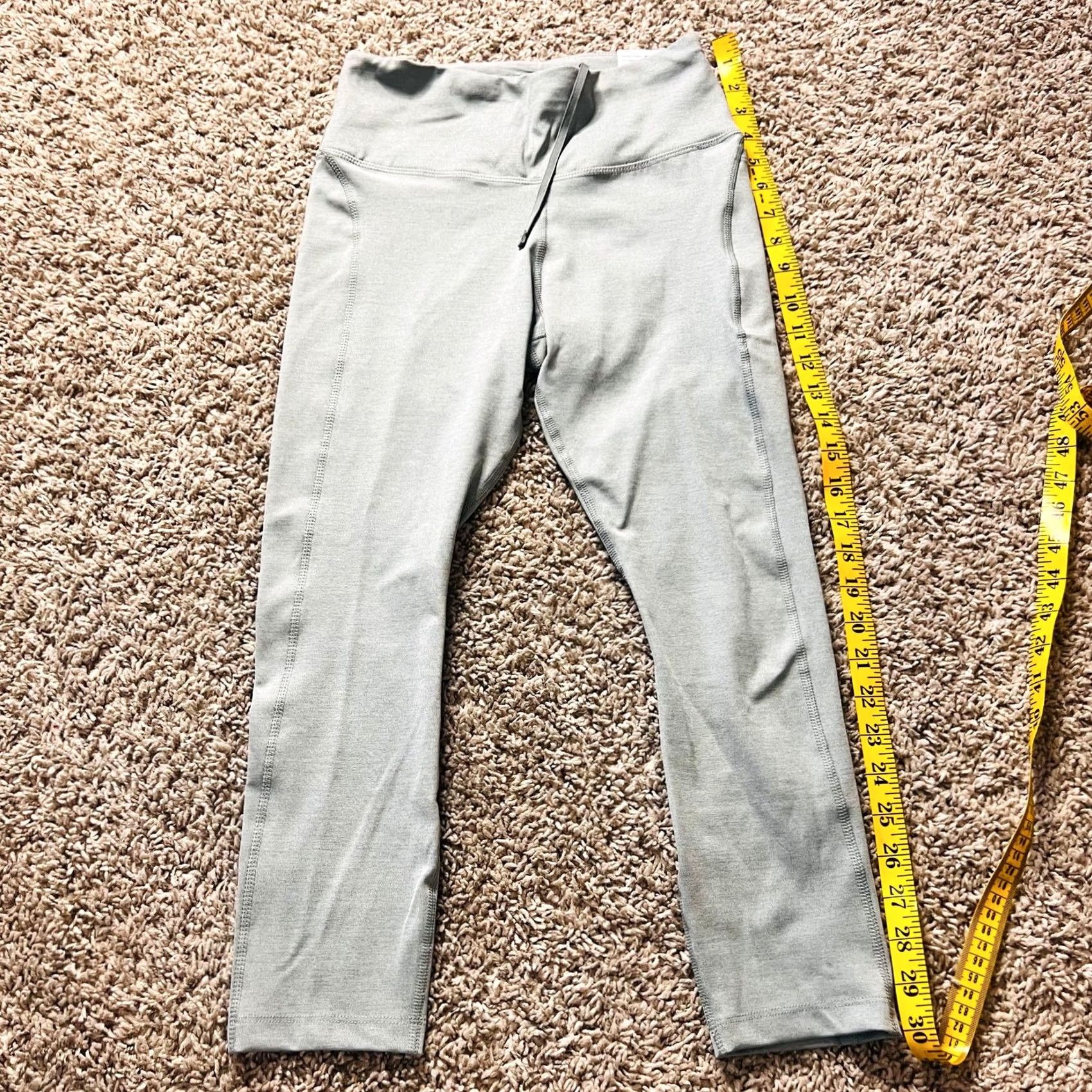 Nike Nike Fast Tight Fit Crop Mid Rise Running Grey Athletic Leggings Small NWT Yoga Womens S Size 28" / US 6 / IT 42 - 3 Thumbnail